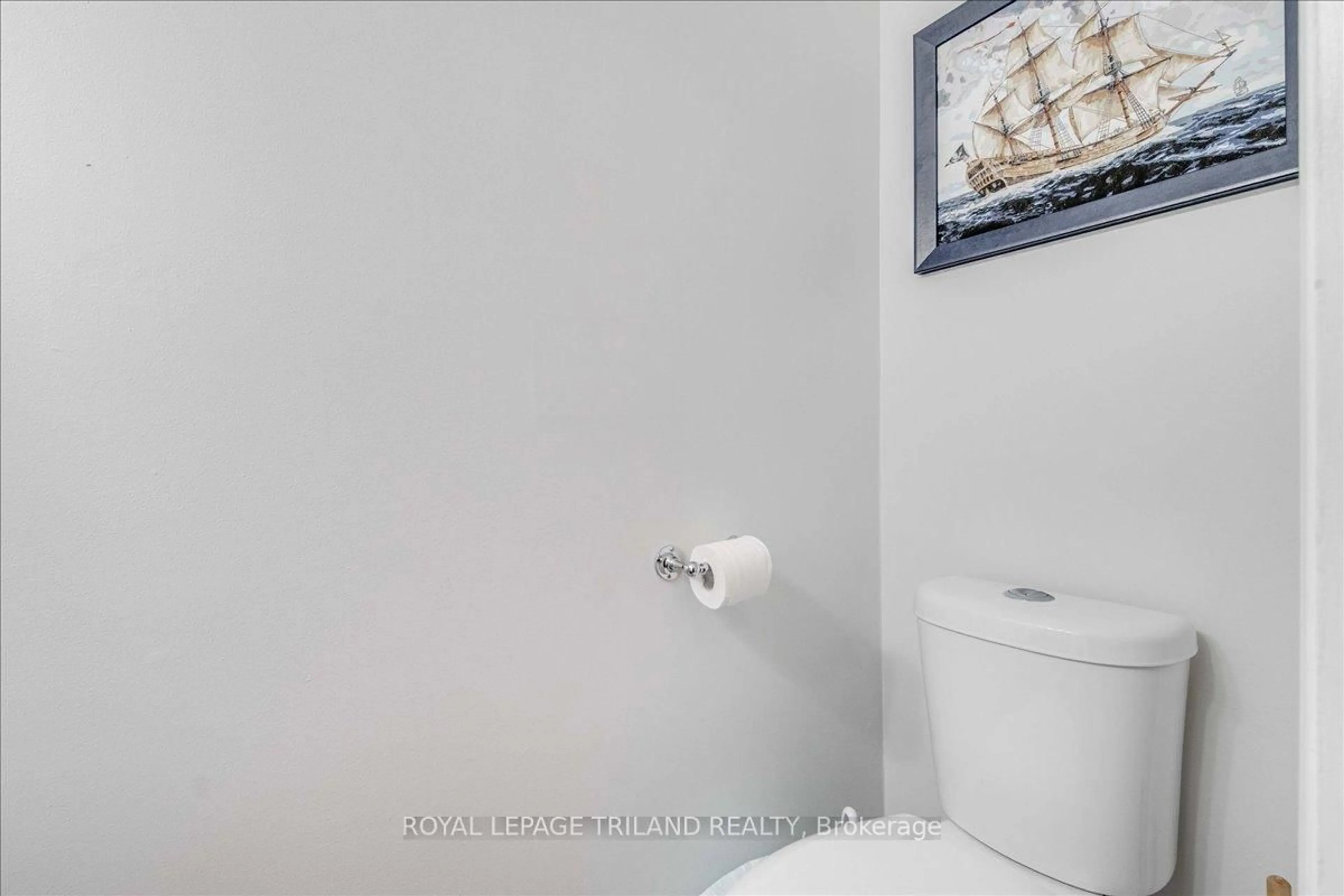 Standard bathroom, floor is not visible for 1330 JALNA Blvd #120, London South Ontario N6E 2H7