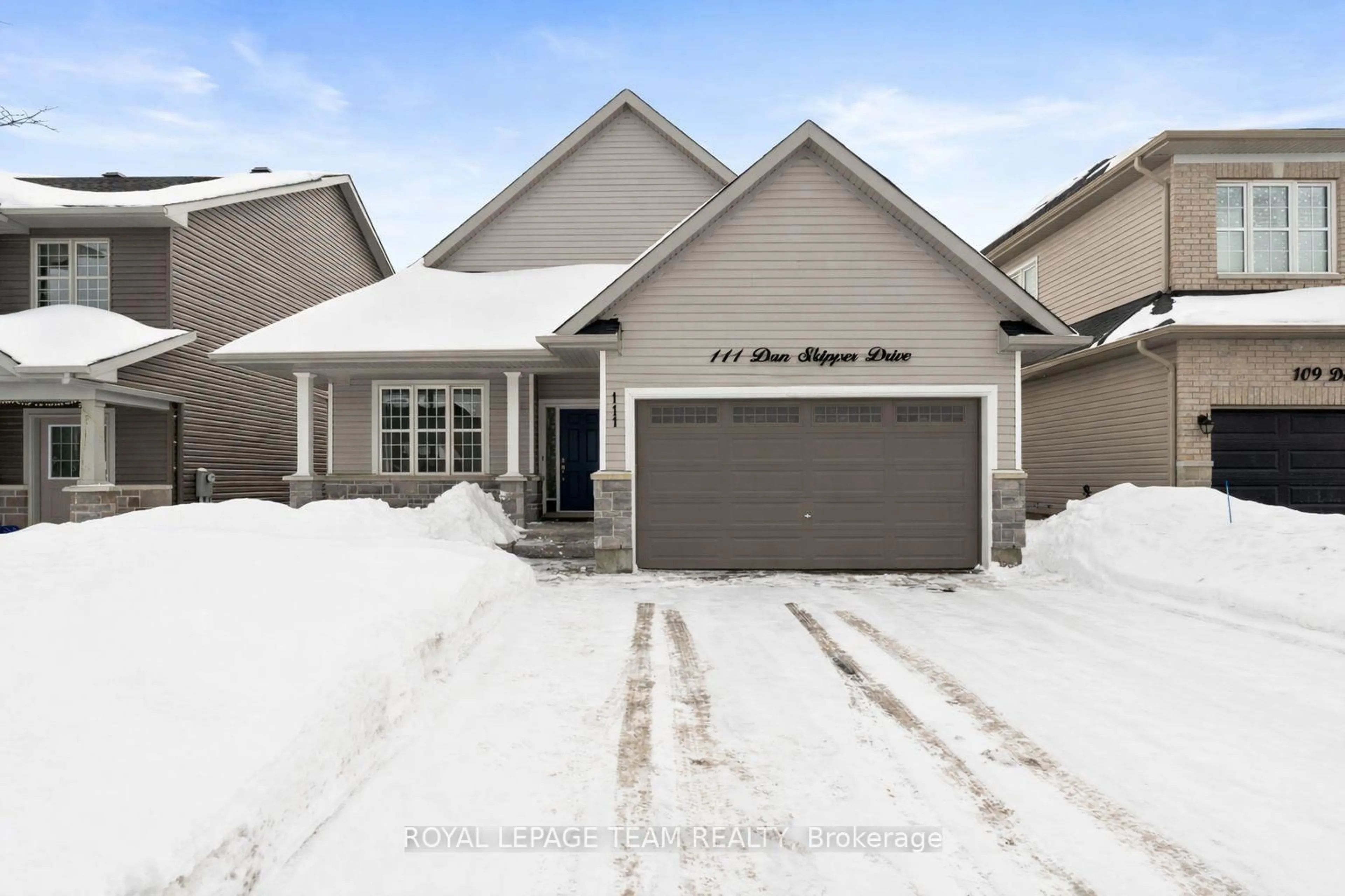 Unknown for 111 Dun Skipper Dr, Ottawa Ontario K1X 0G1