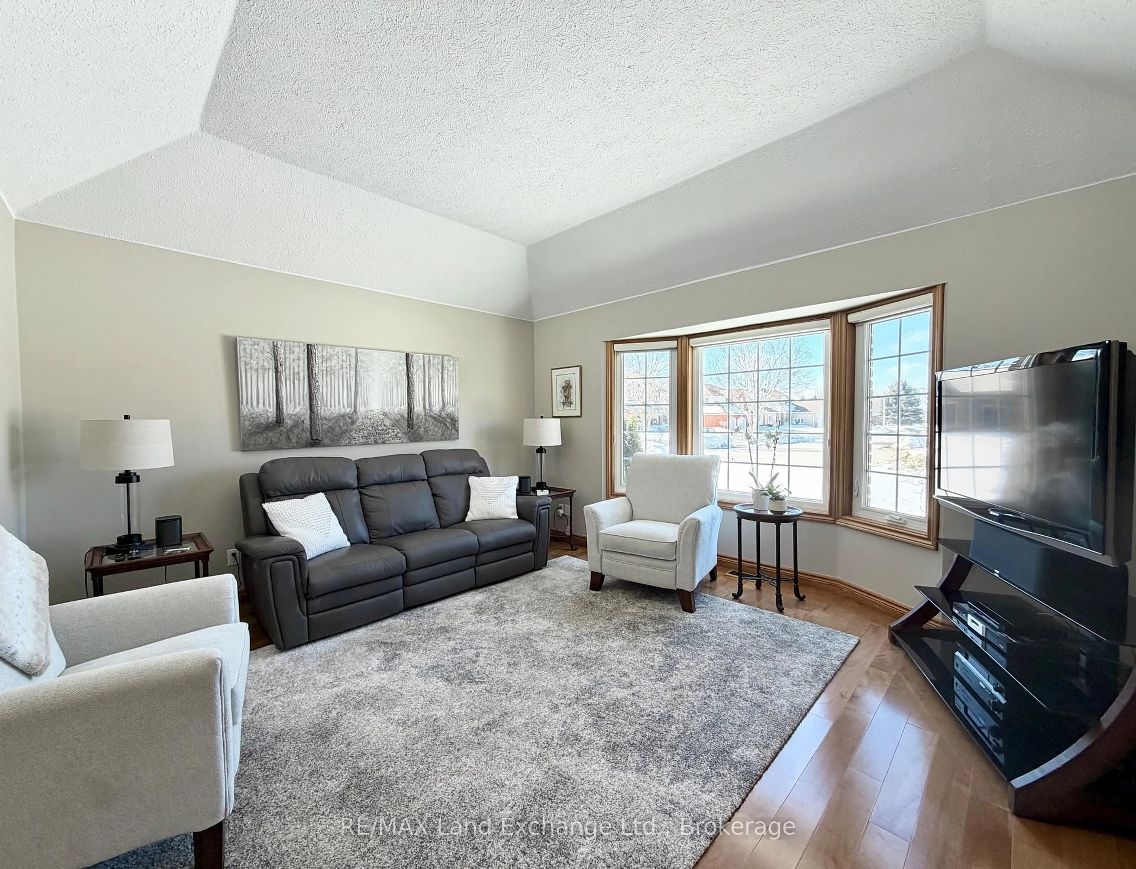 Living room with furniture, unknown for 375 Stafford St, Saugeen Shores Ontario N0H 2C1