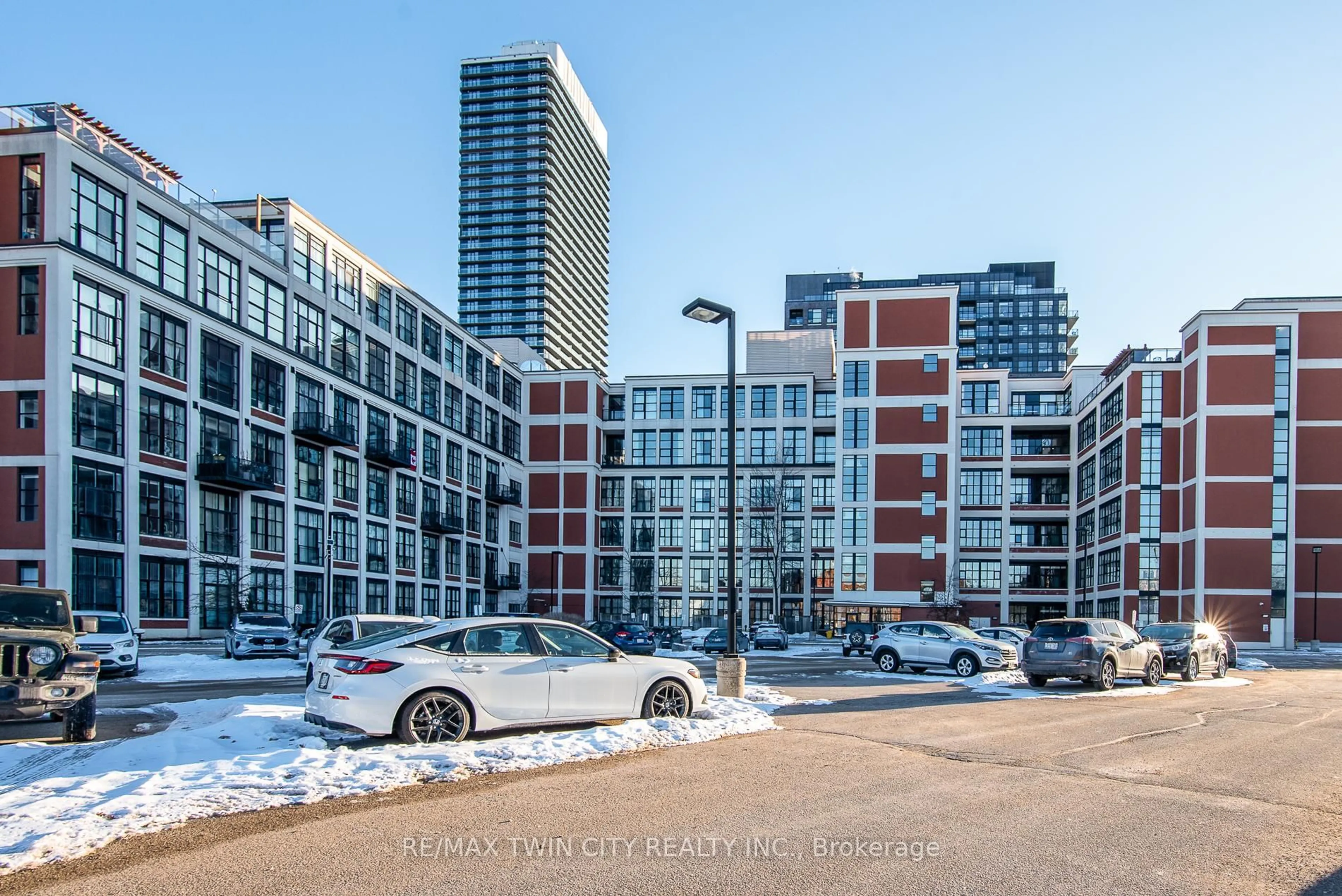 Unknown for 410 King St #104, Kitchener Ontario N2G 1C3