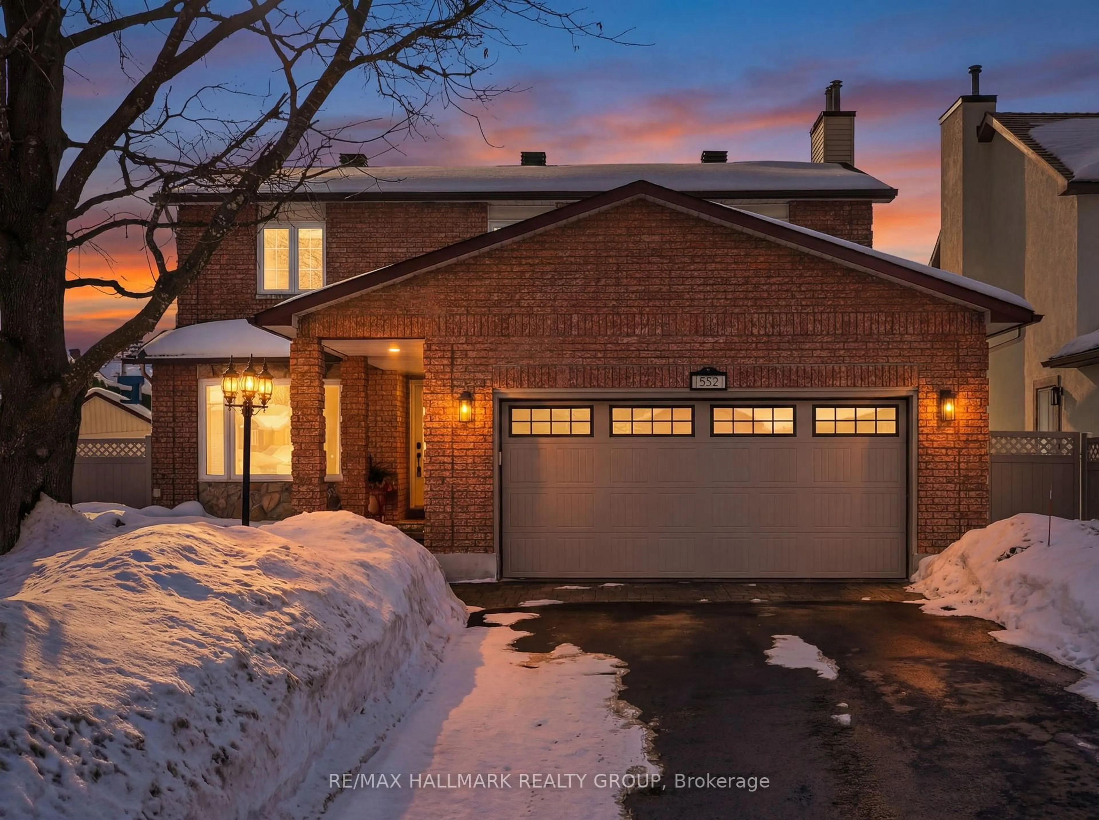 Home with brick exterior material, street for 552 Wilkie Dr, Ottawa Ontario K4A 1M7