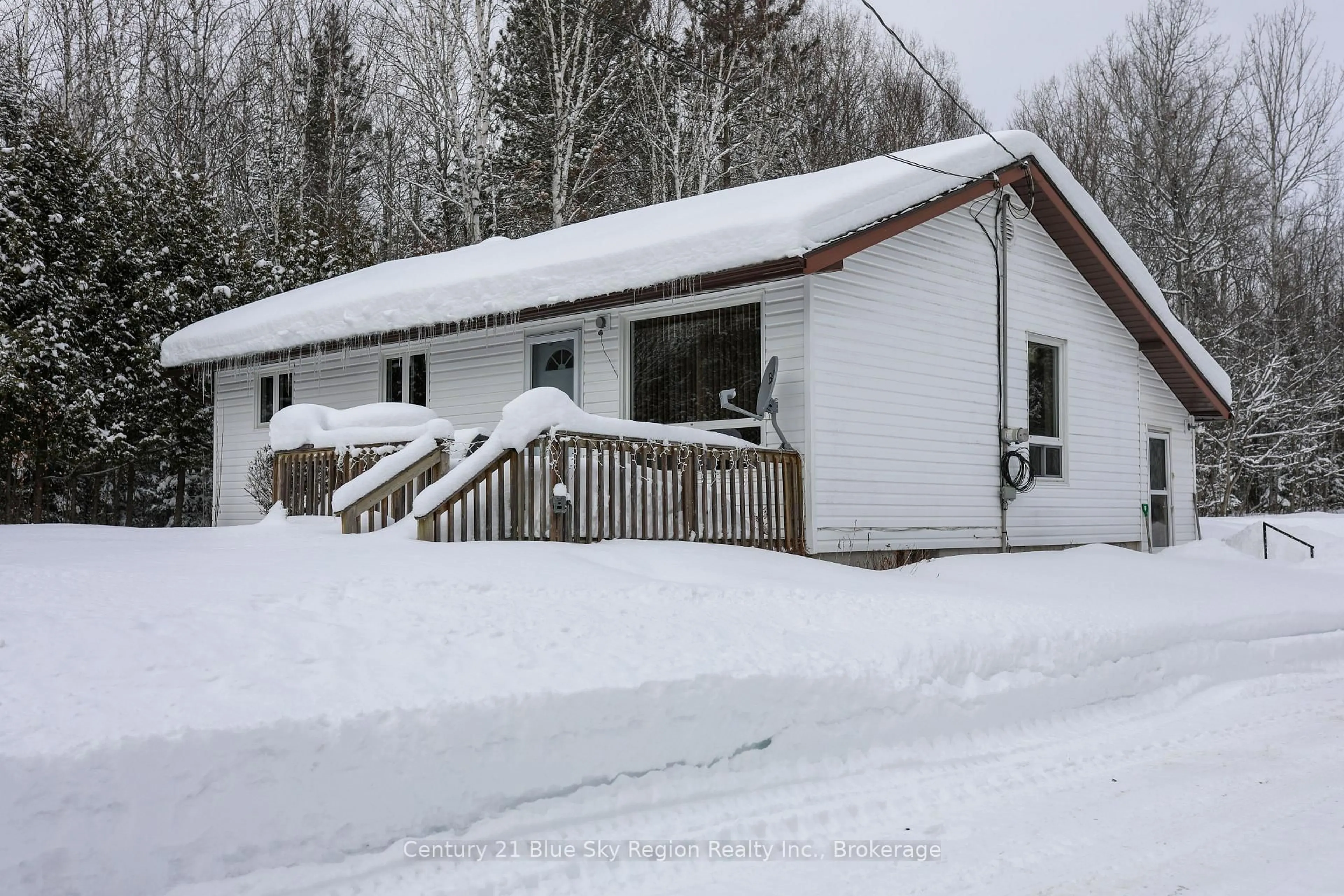 Shed for 272 Lindquist Line, Powassan Ontario P0H 1Z0