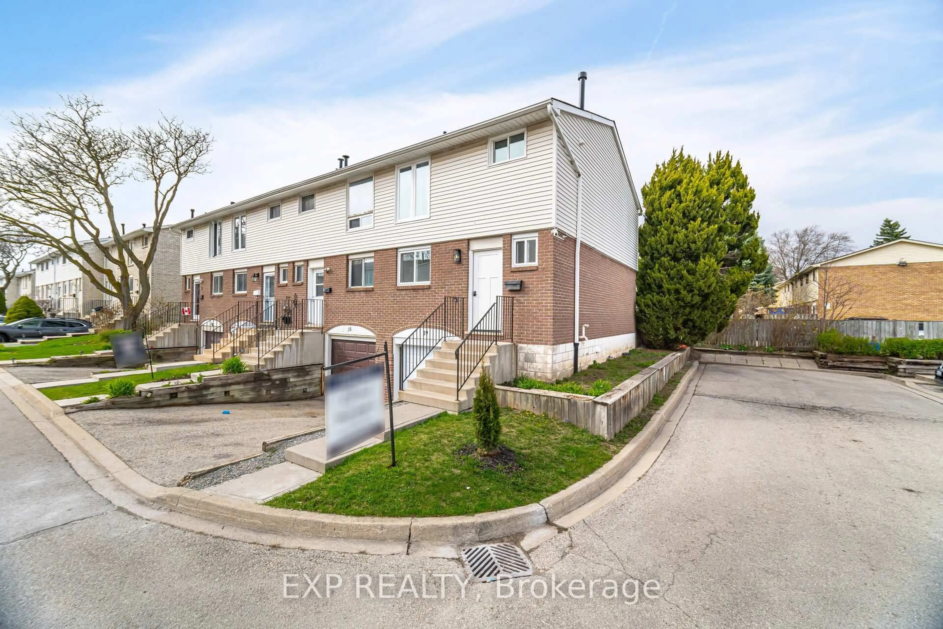 A pic from outside/outdoor area/front of a property/back of a property/a pic from drone, street for 120 Quigley Rd #19, Hamilton Ontario L8K 6L4