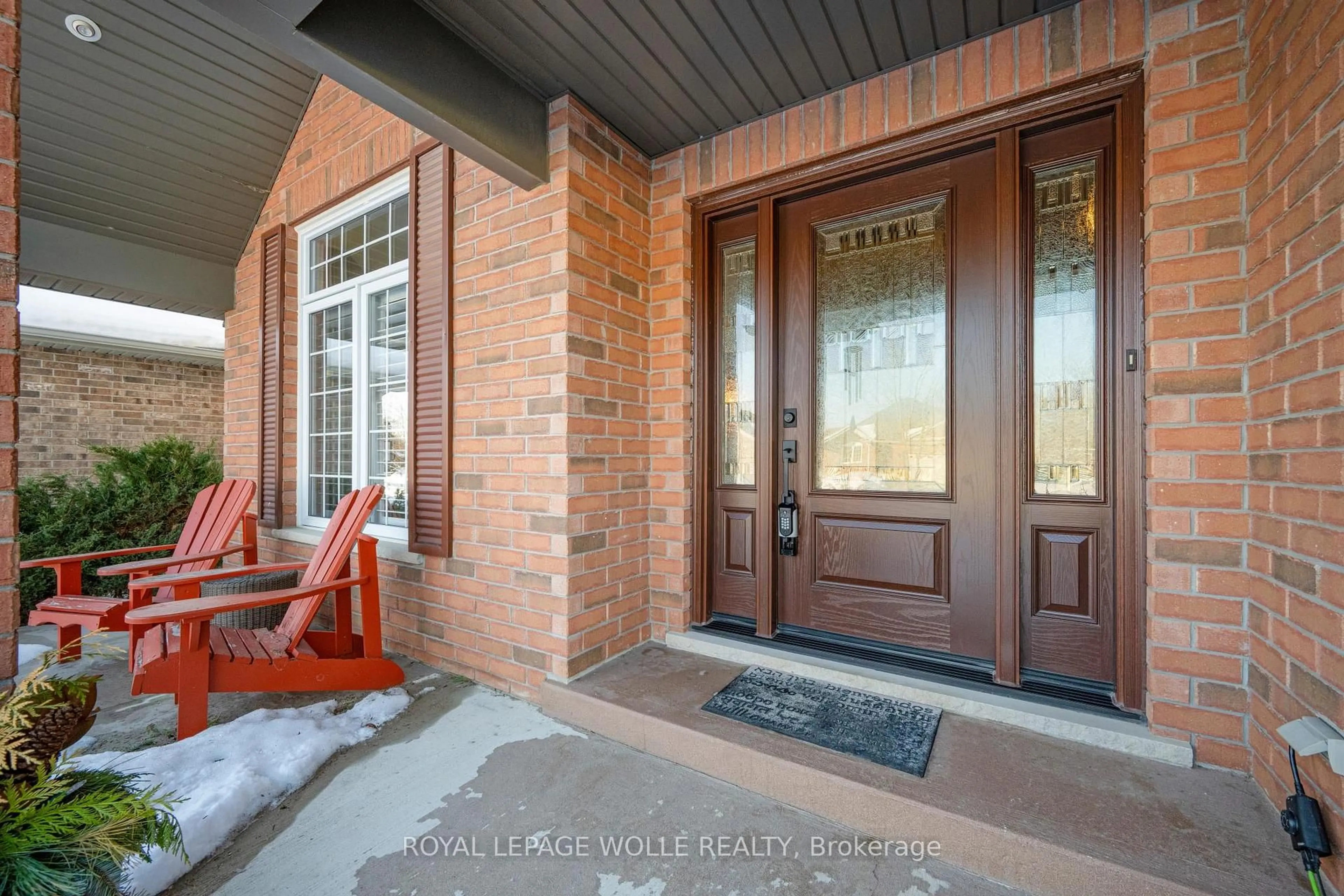 Indoor entryway for 44 Crane Cres, Woolwich Ontario N3B 3M3