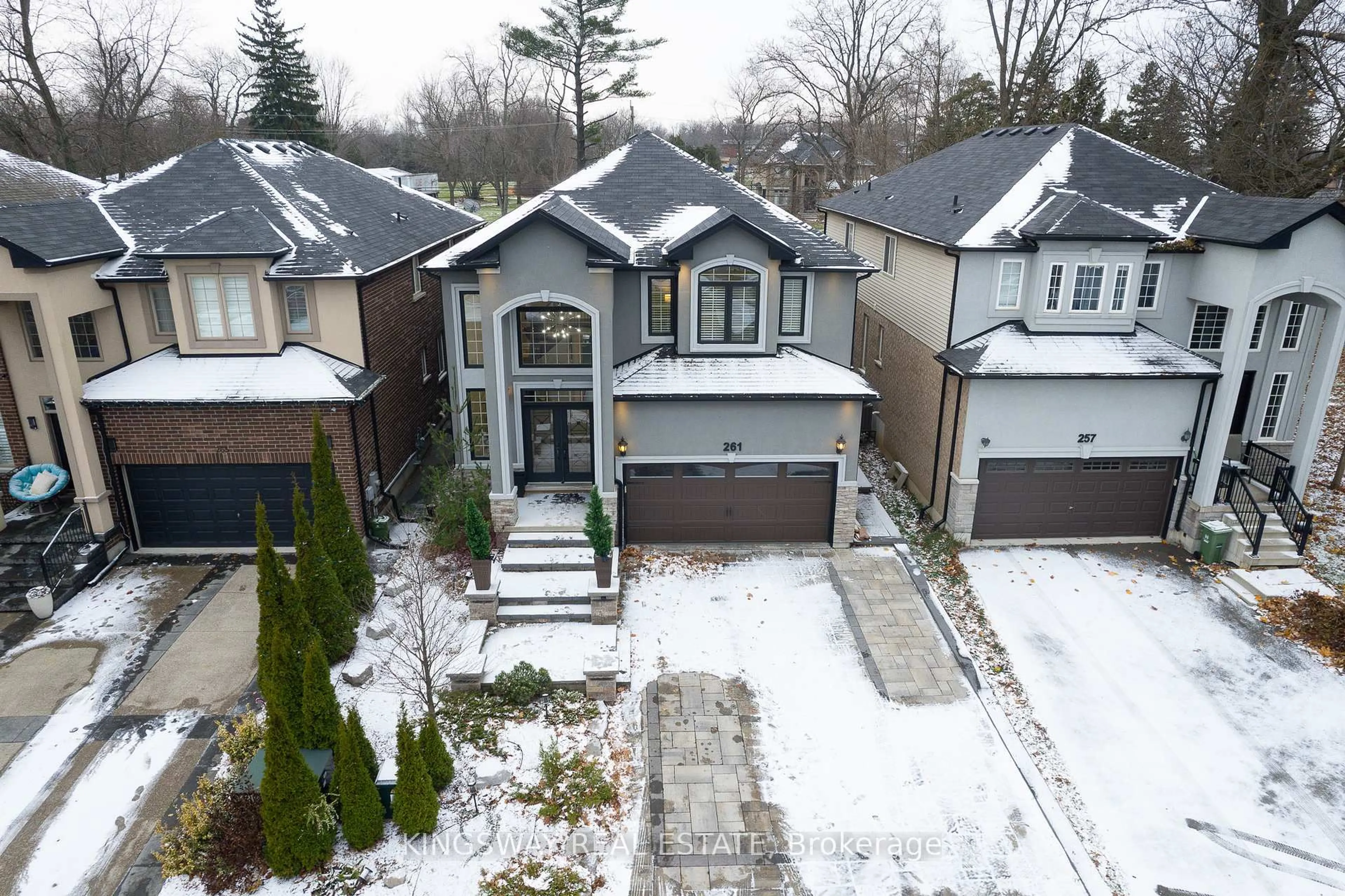 A pic from outside/outdoor area/front of a property/back of a property/a pic from drone, street for 261 Fair St, Hamilton Ontario L9K 0B9