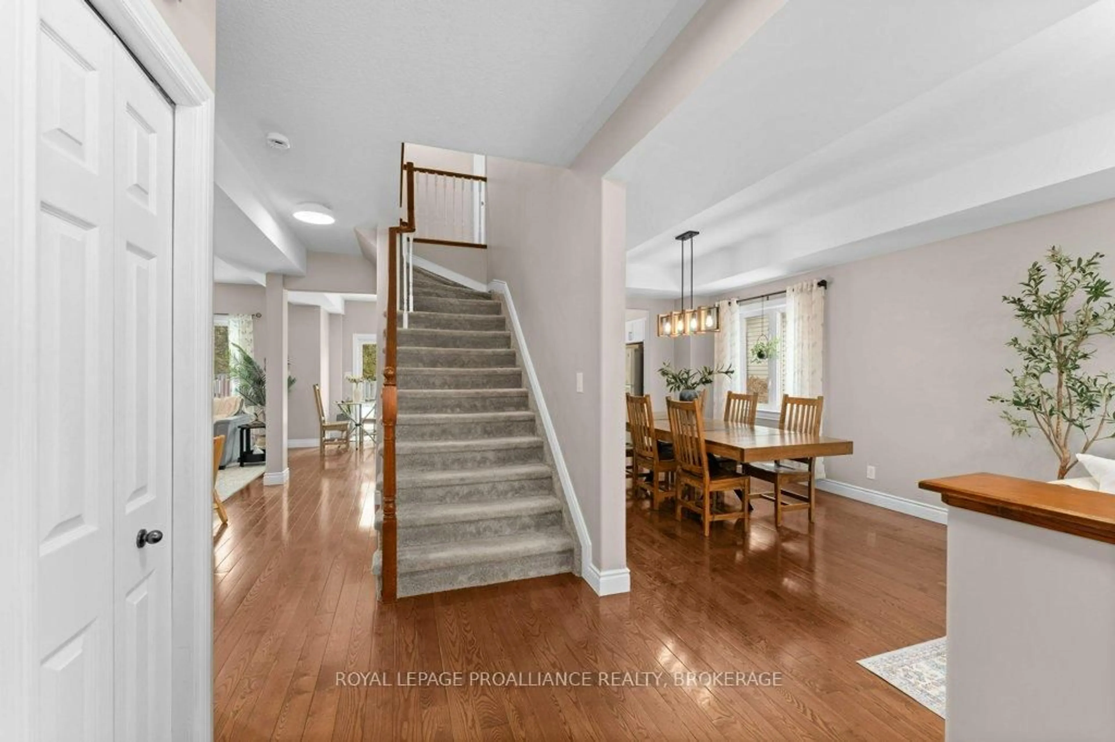 Unknown for 1075 Greenwood Park Dr, Kingston Ontario K7K 7C8