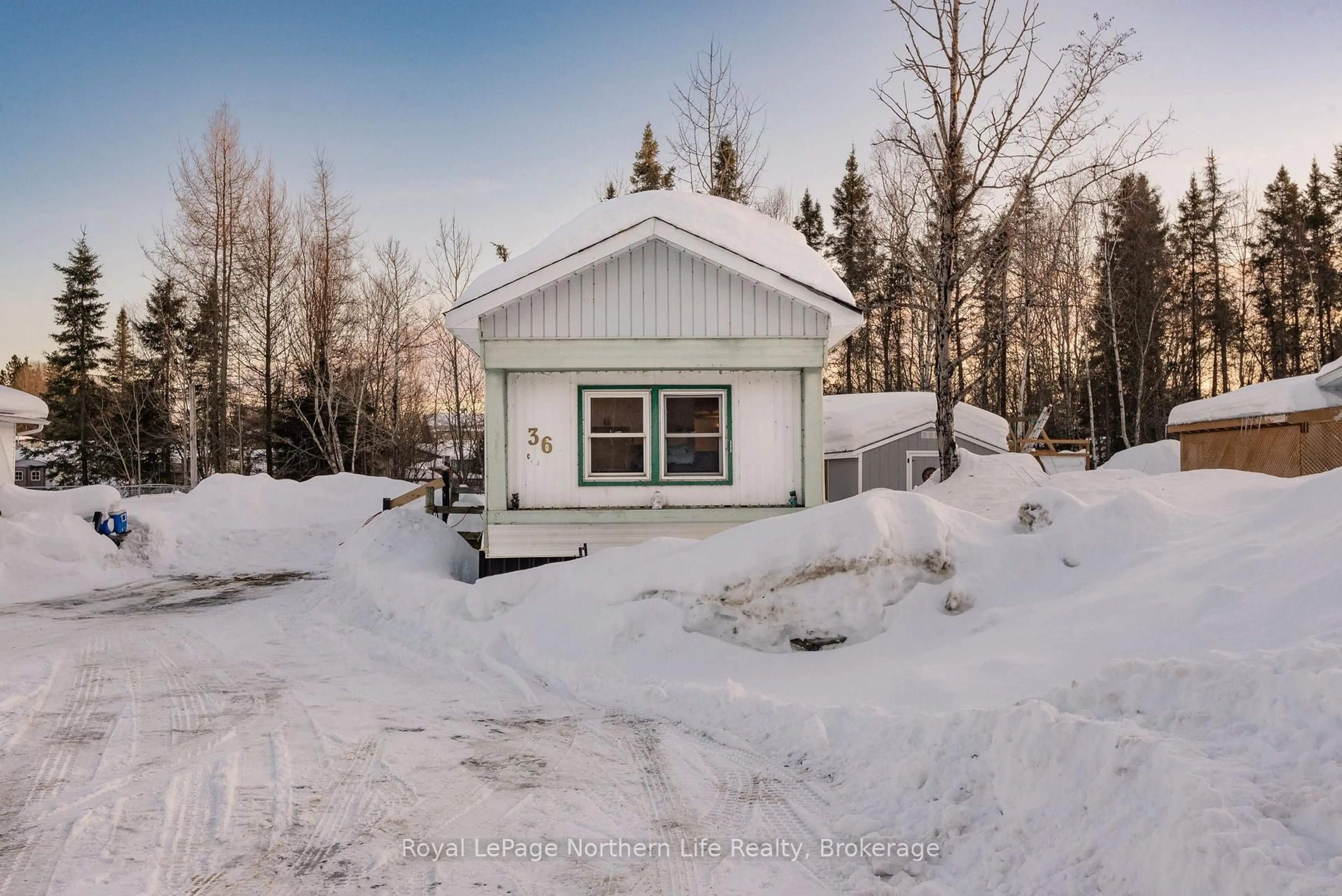Shed for 5887 Highway 11 #36, North Bay Ontario P1B 8G3