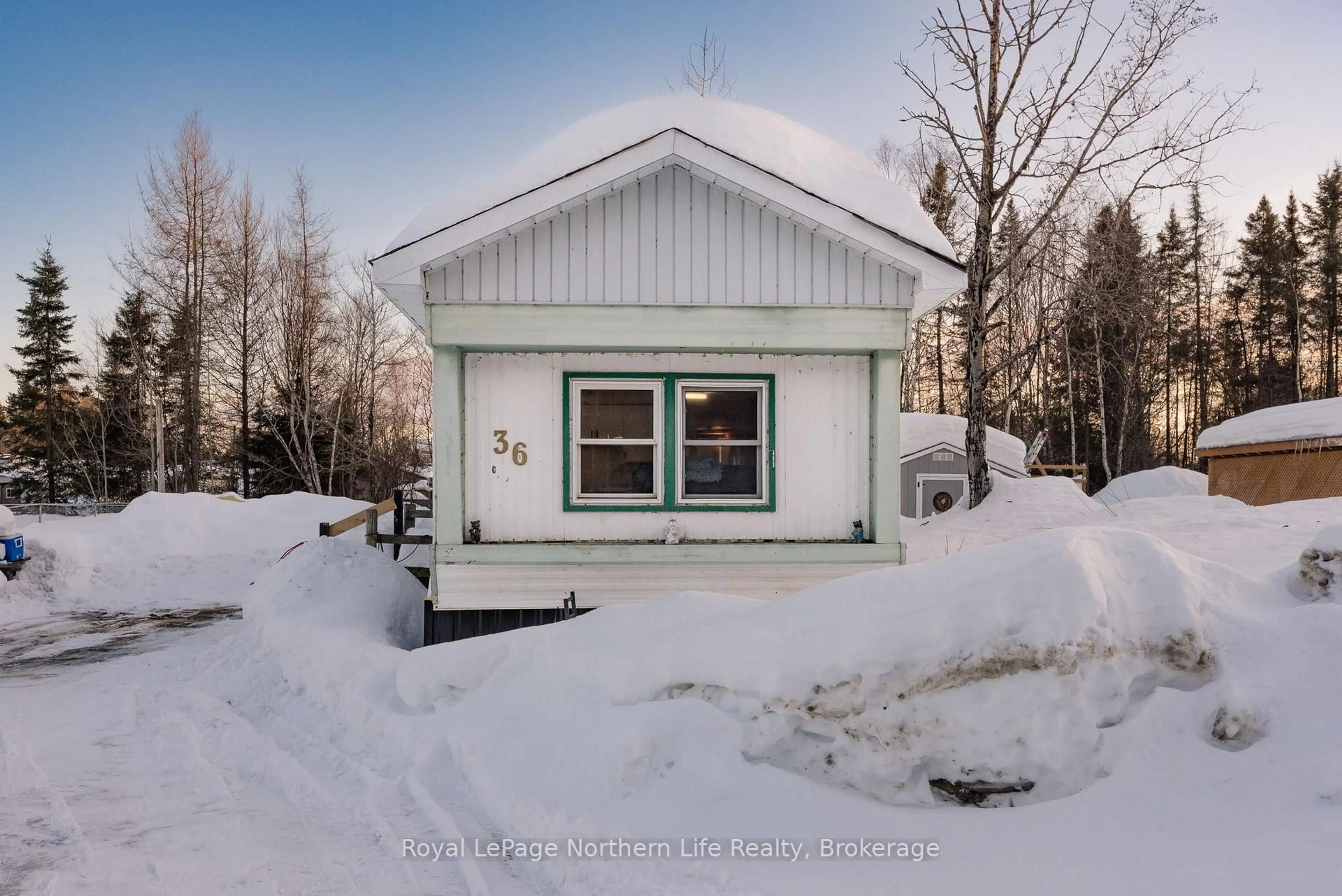 Shed for 5887 Highway 11 #36, North Bay Ontario P1B 8G3