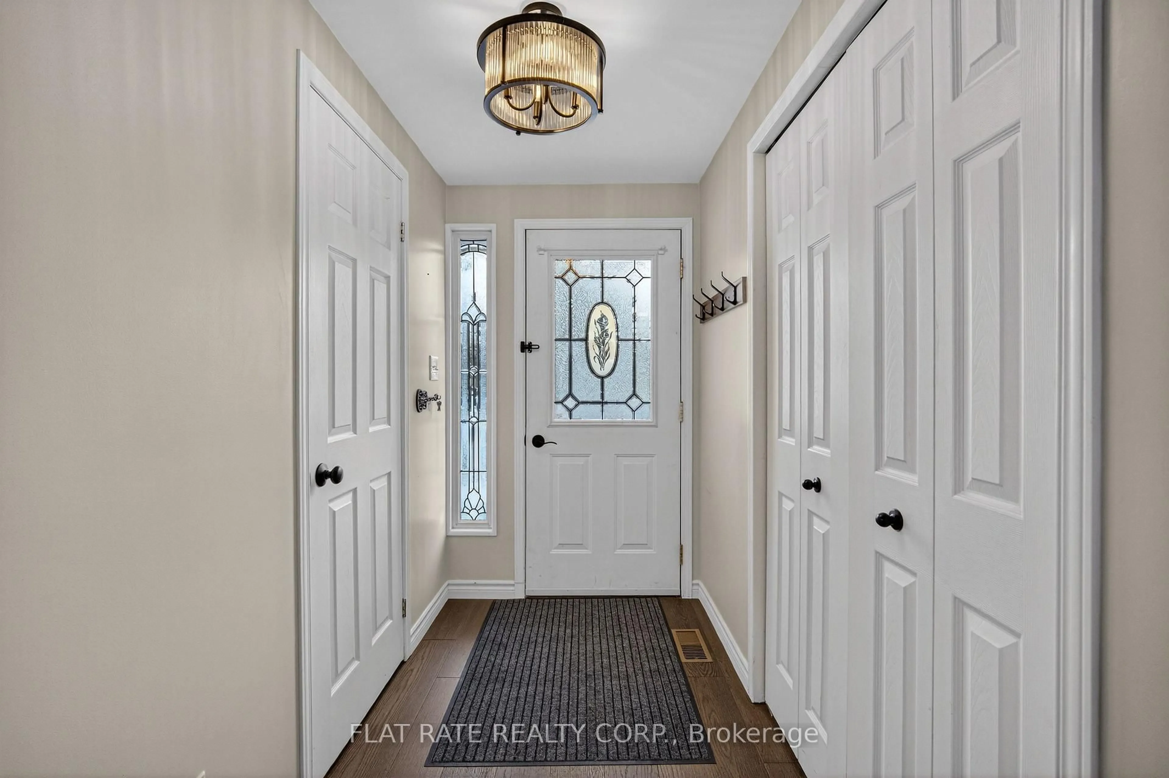 Indoor entryway for 6378 County Road 30, Trent Hills Ontario K0L 1L0