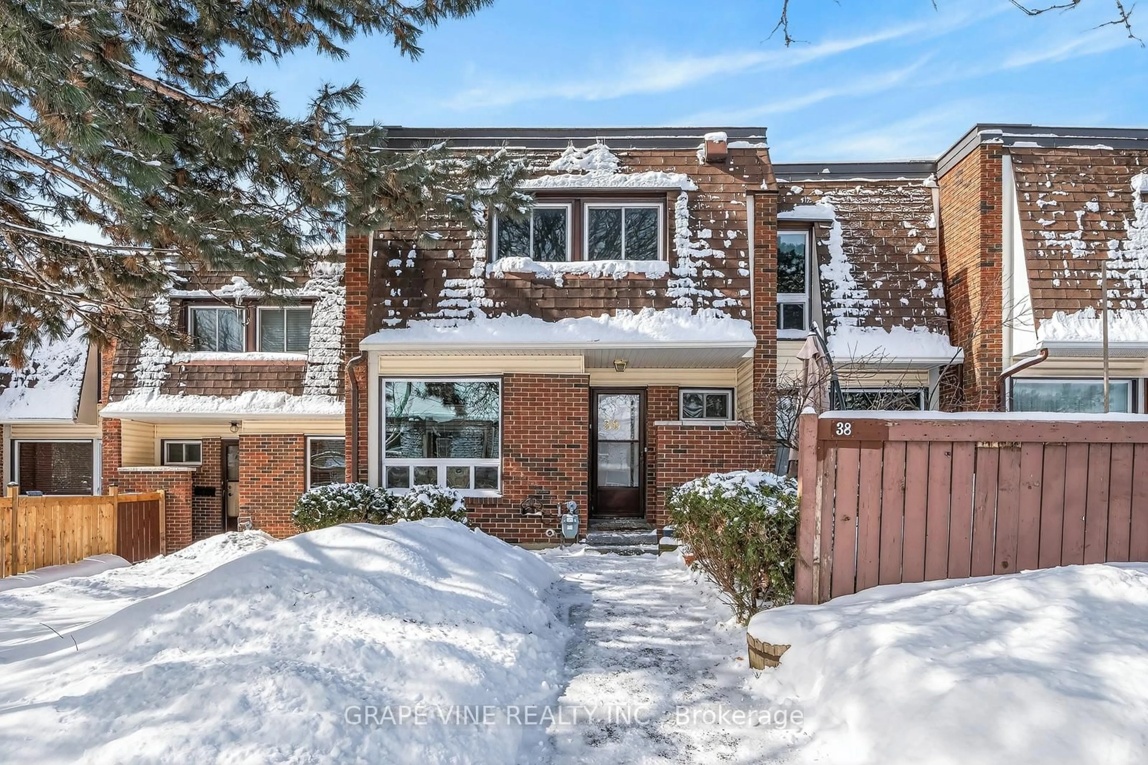 Home with brick exterior material, street for 2939 Fairlea Cres #38, Ottawa Ontario K1V 9A5