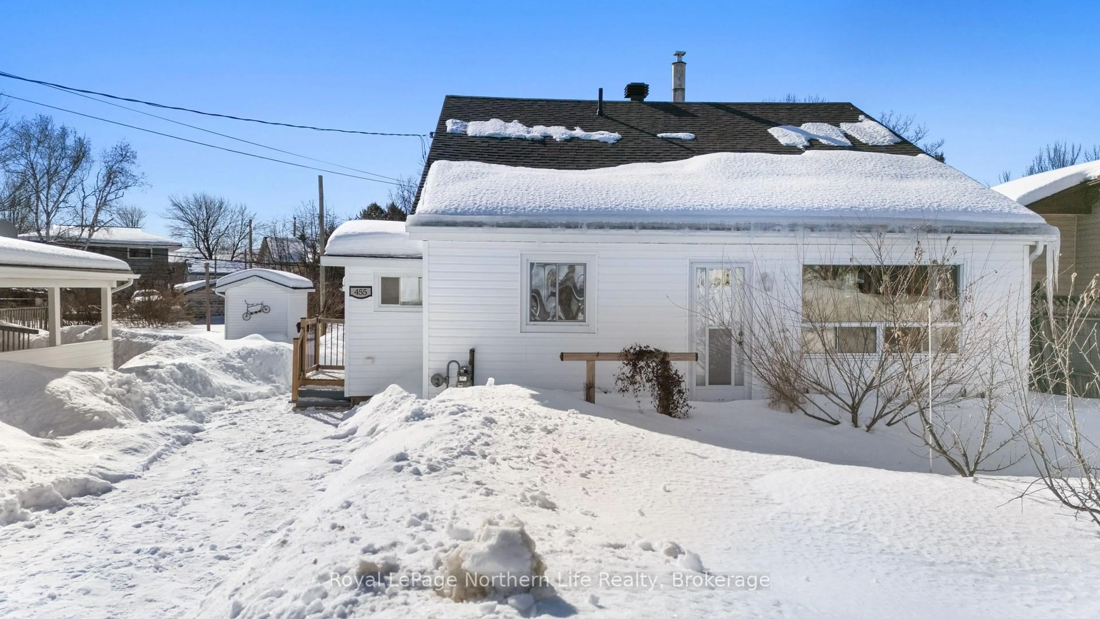 Unknown for 455 Angus St, North Bay Ontario P1B 7L9