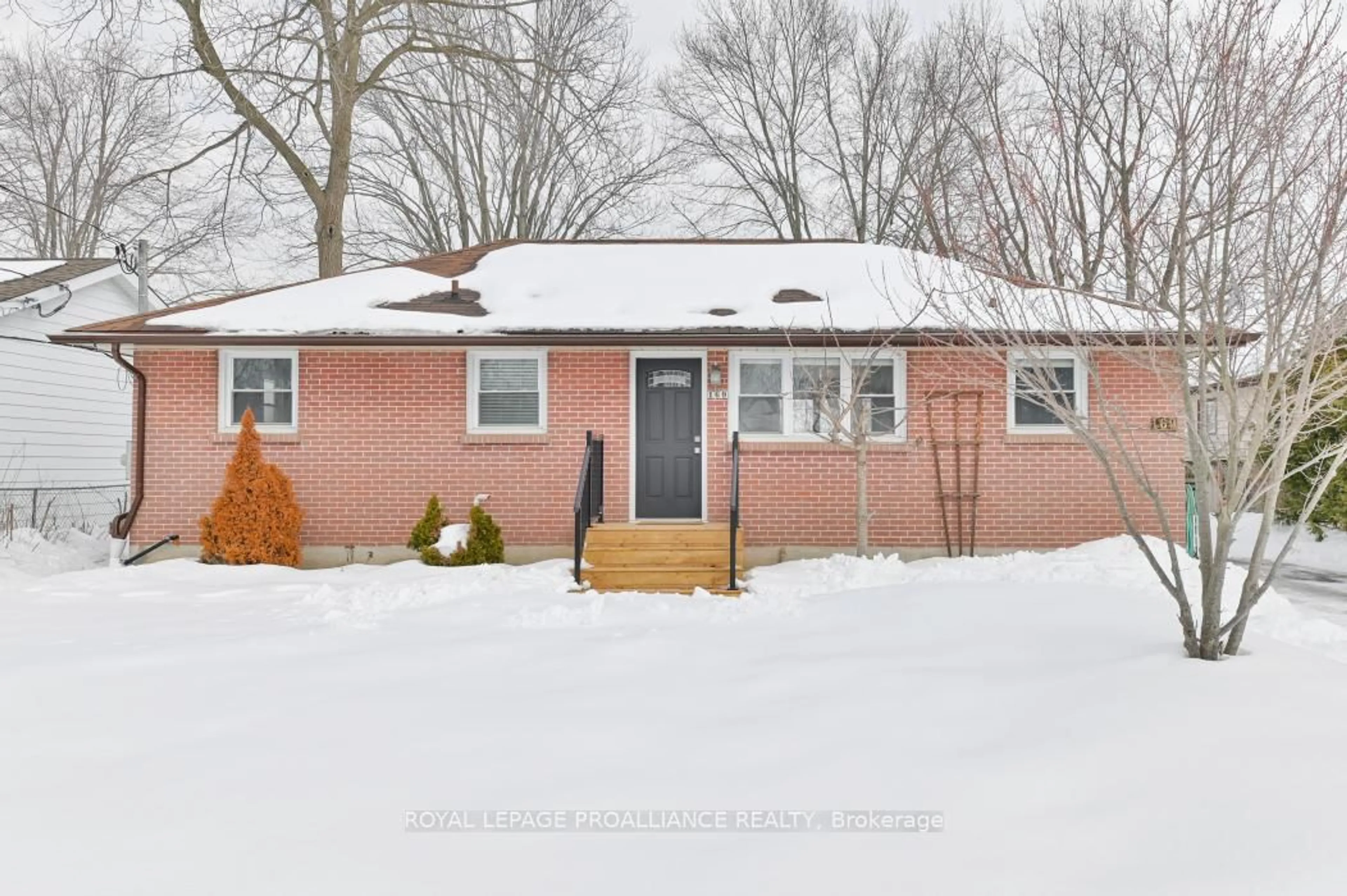 Unknown for 169 Wright Ave, Belleville Ontario K8P 4E7