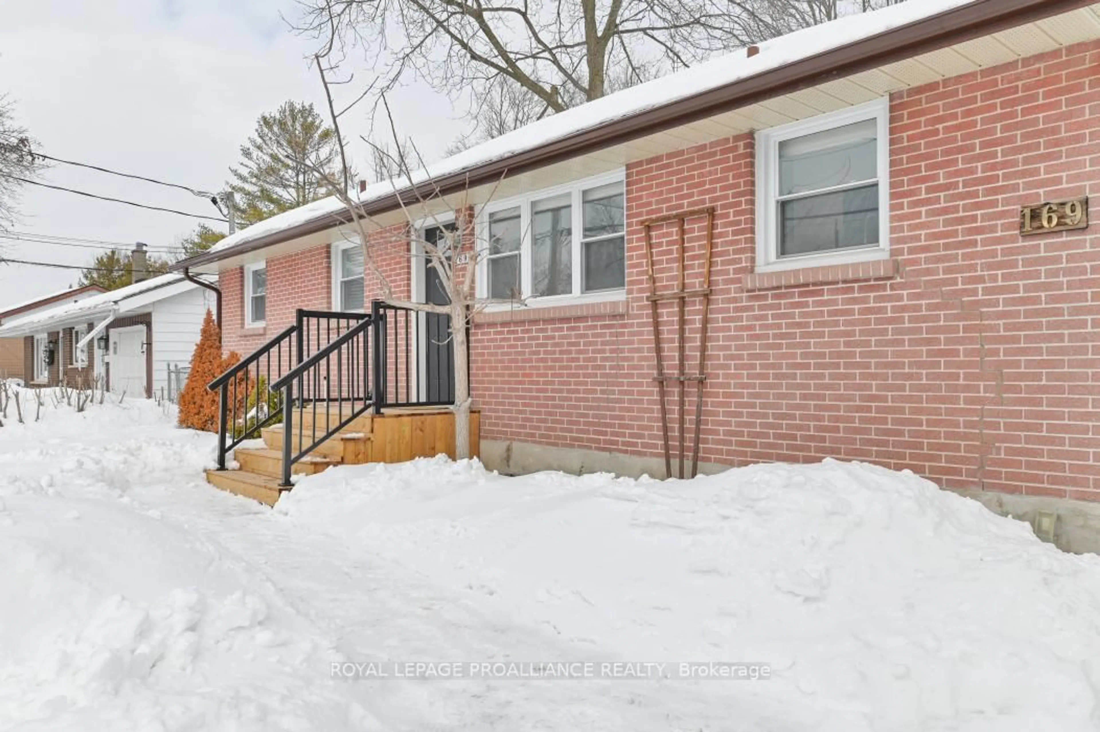 Home with brick exterior material, street for 169 Wright Ave, Belleville Ontario K8P 4E7