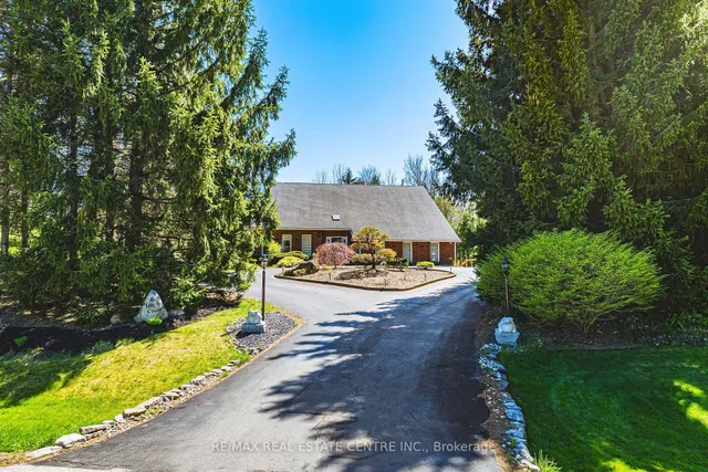 6 Iris Crt, Hamilton 2