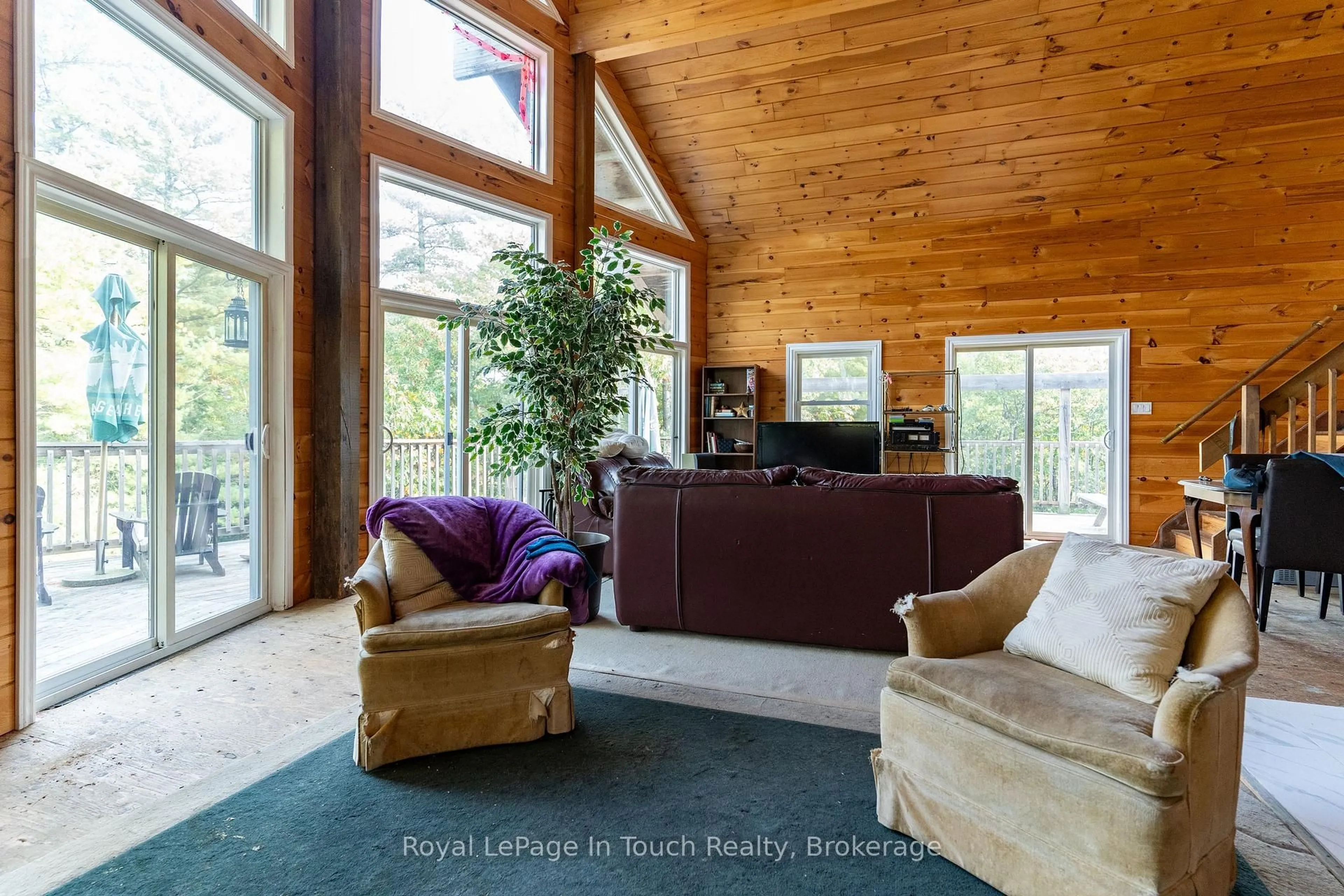 Living room with furniture, unknown for 1276 Island 980, Georgian Bay Ontario P0E 1E0