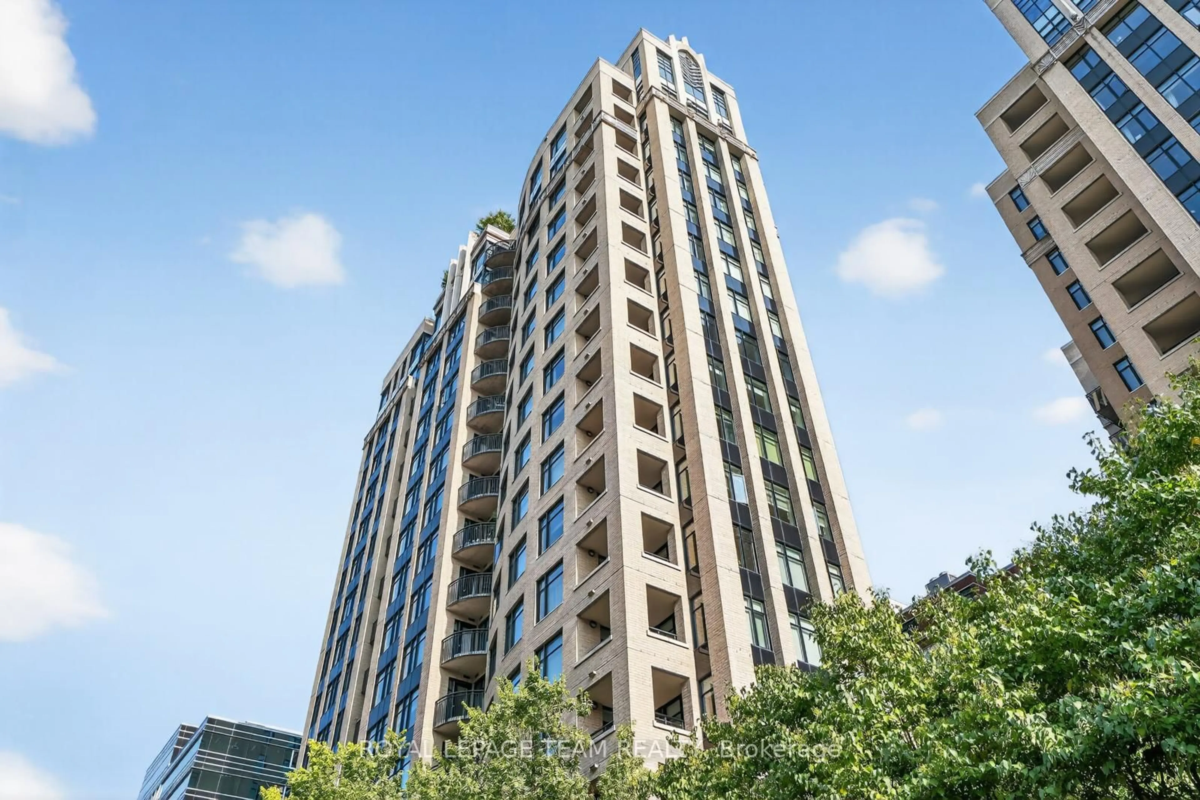 Unknown for 235 Kent Ave #1902, Ottawa Ontario K2P 0A5