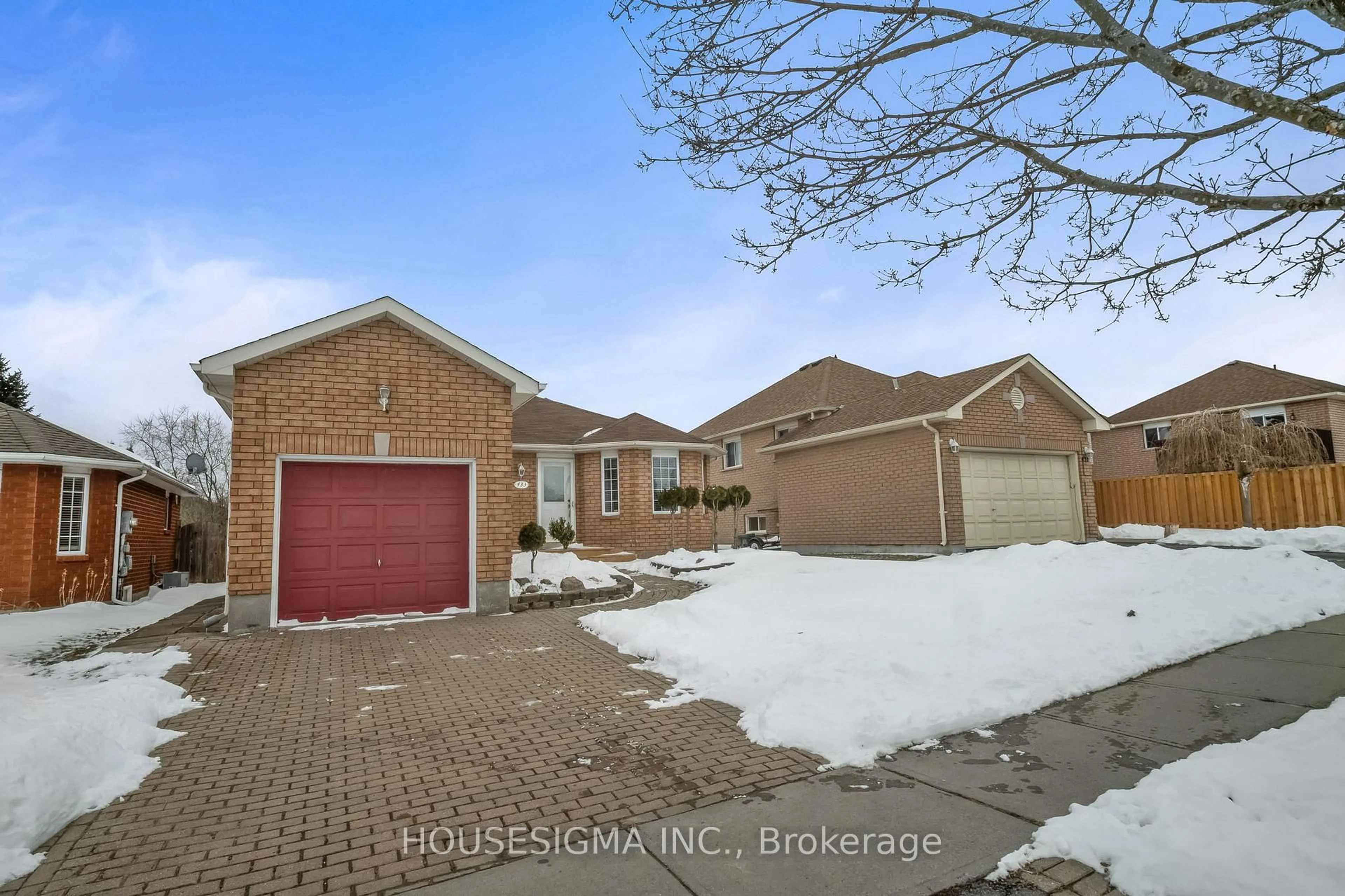 A pic from outside/outdoor area/front of a property/back of a property/a pic from drone, street for 433 Rayner Rd, Cobourg Ontario K9A 5M8