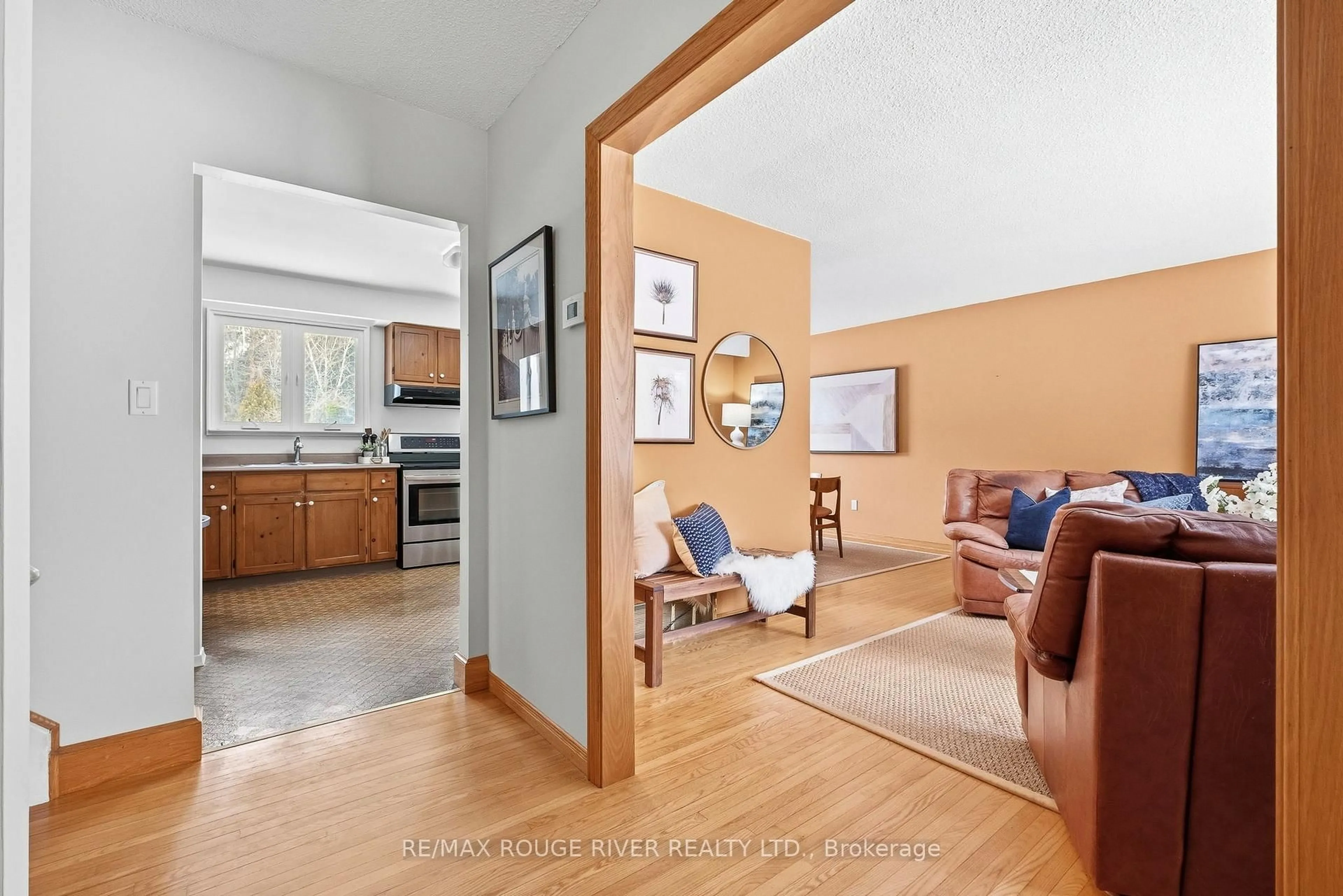 Unknown for 1020 Elgin St, Cobourg Ontario K9A 0S1