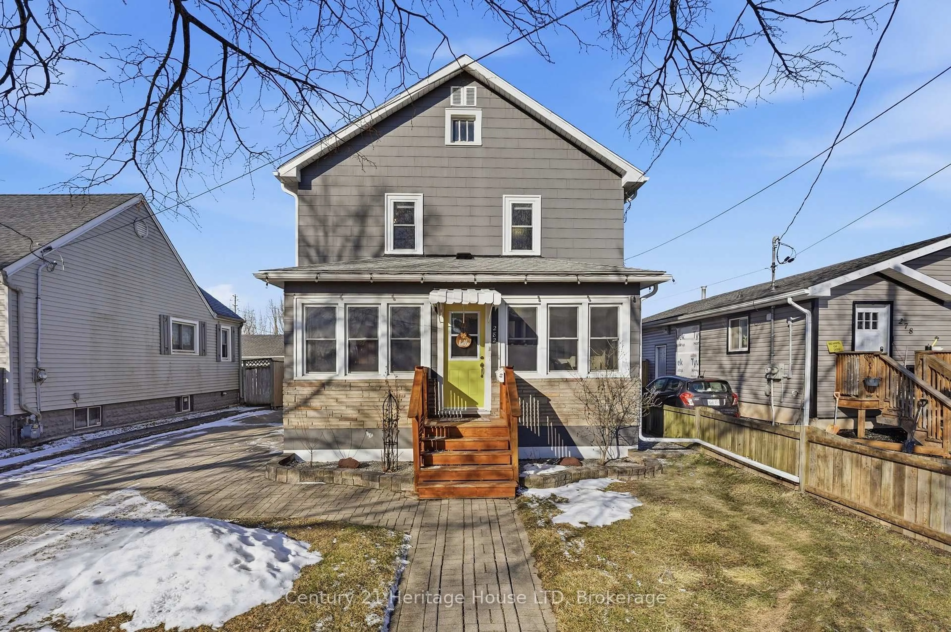 Unknown for 282 Beatrice St, Welland Ontario L3B 2Z7