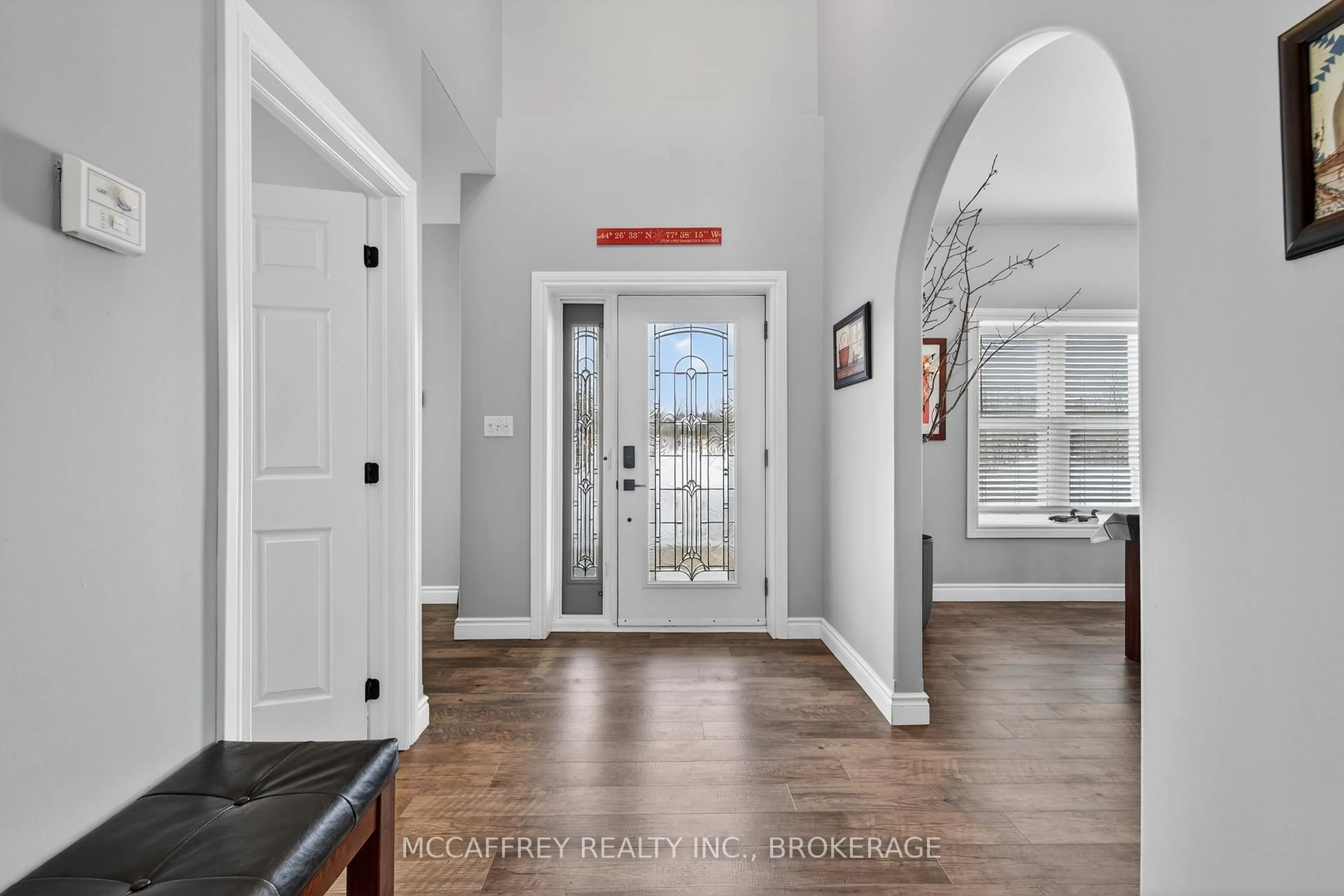 Indoor entryway for 5638 Battersea Rd, Battersea Ontario K0H 1H0