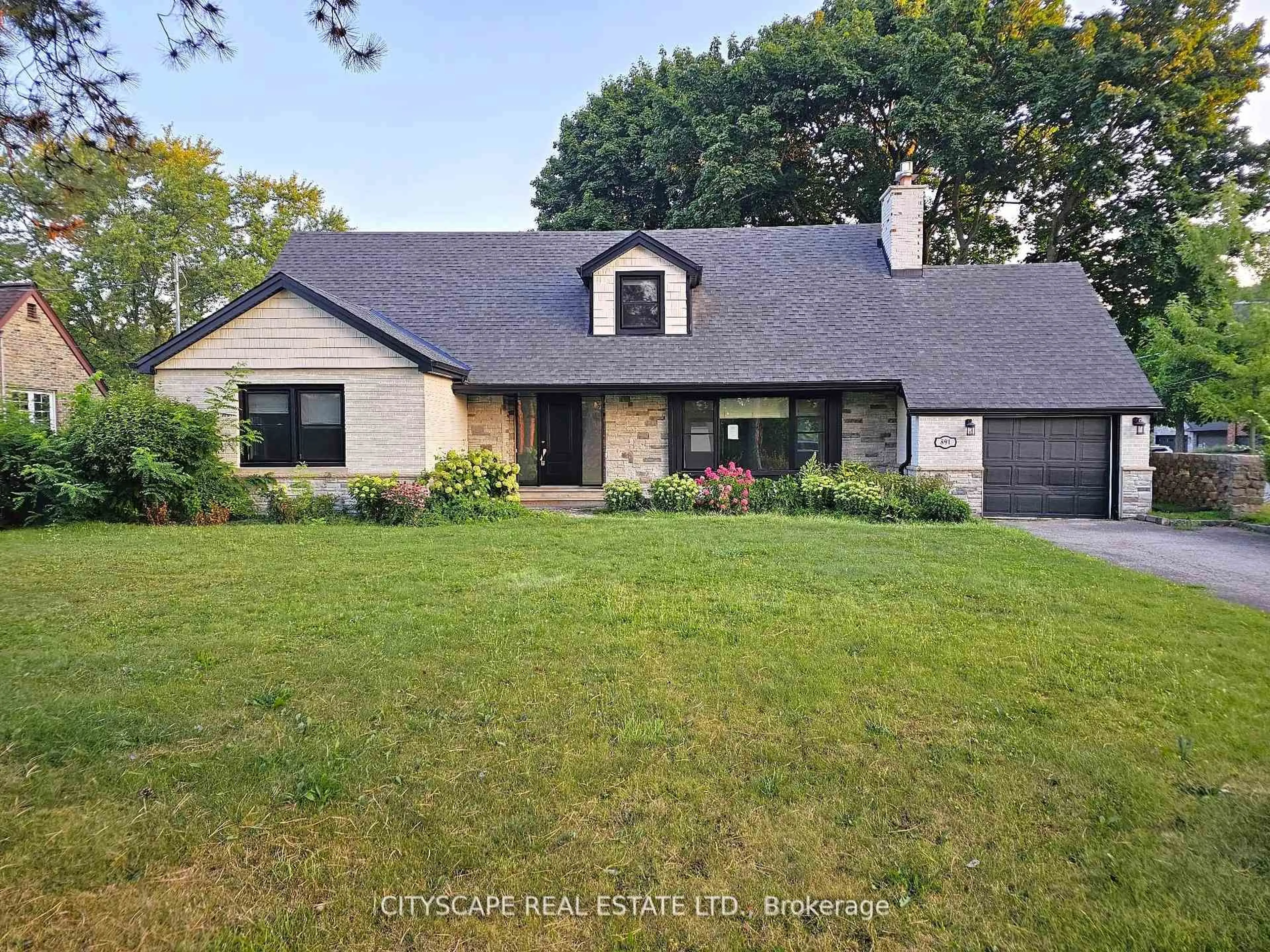 Home with vinyl exterior material, street for 891 Riverside Dr, London North Ontario N6H 4N3