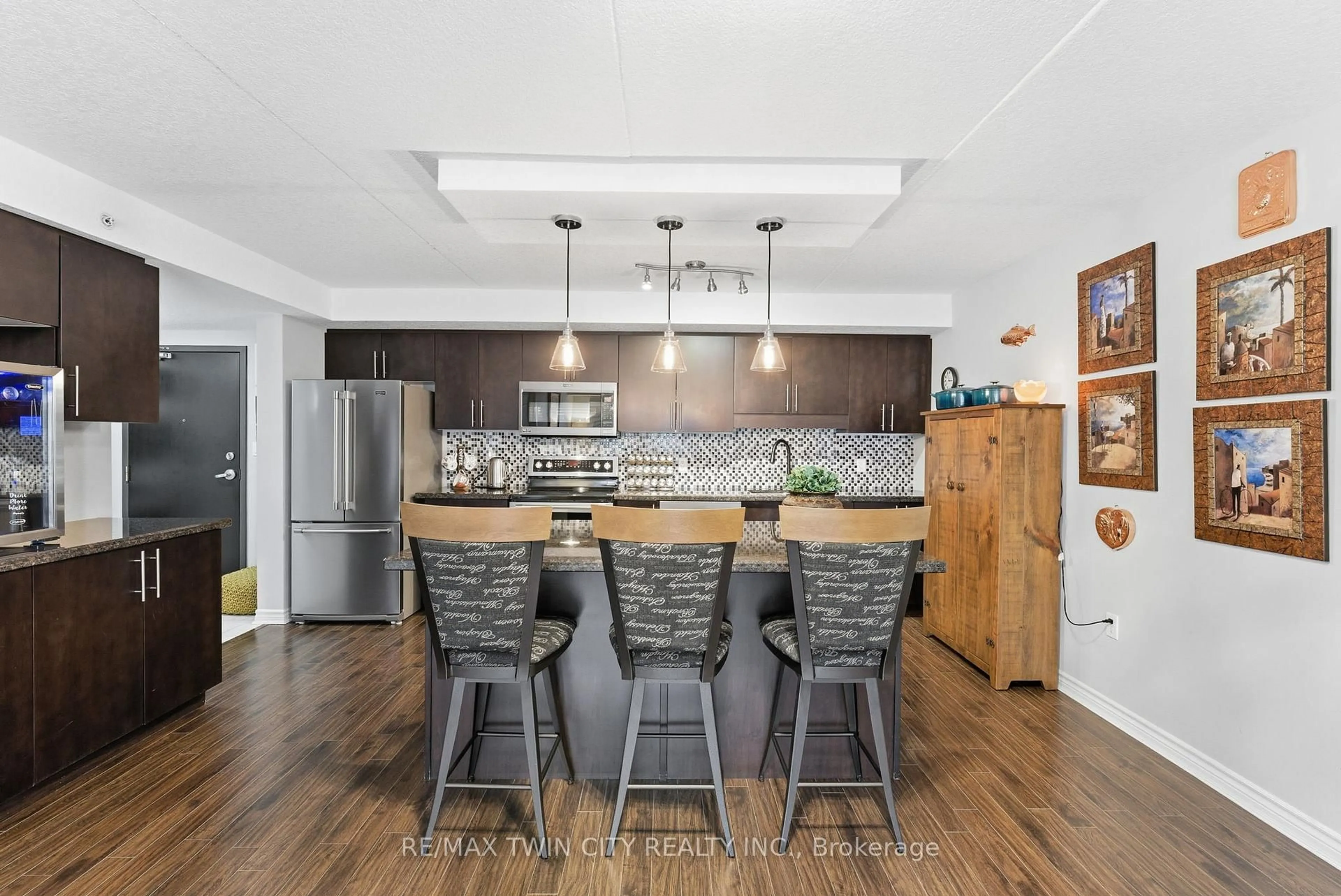 Open concept kitchen, unknown for 776 Laurelwood Dr #311, Waterloo Ontario N2V 0A8