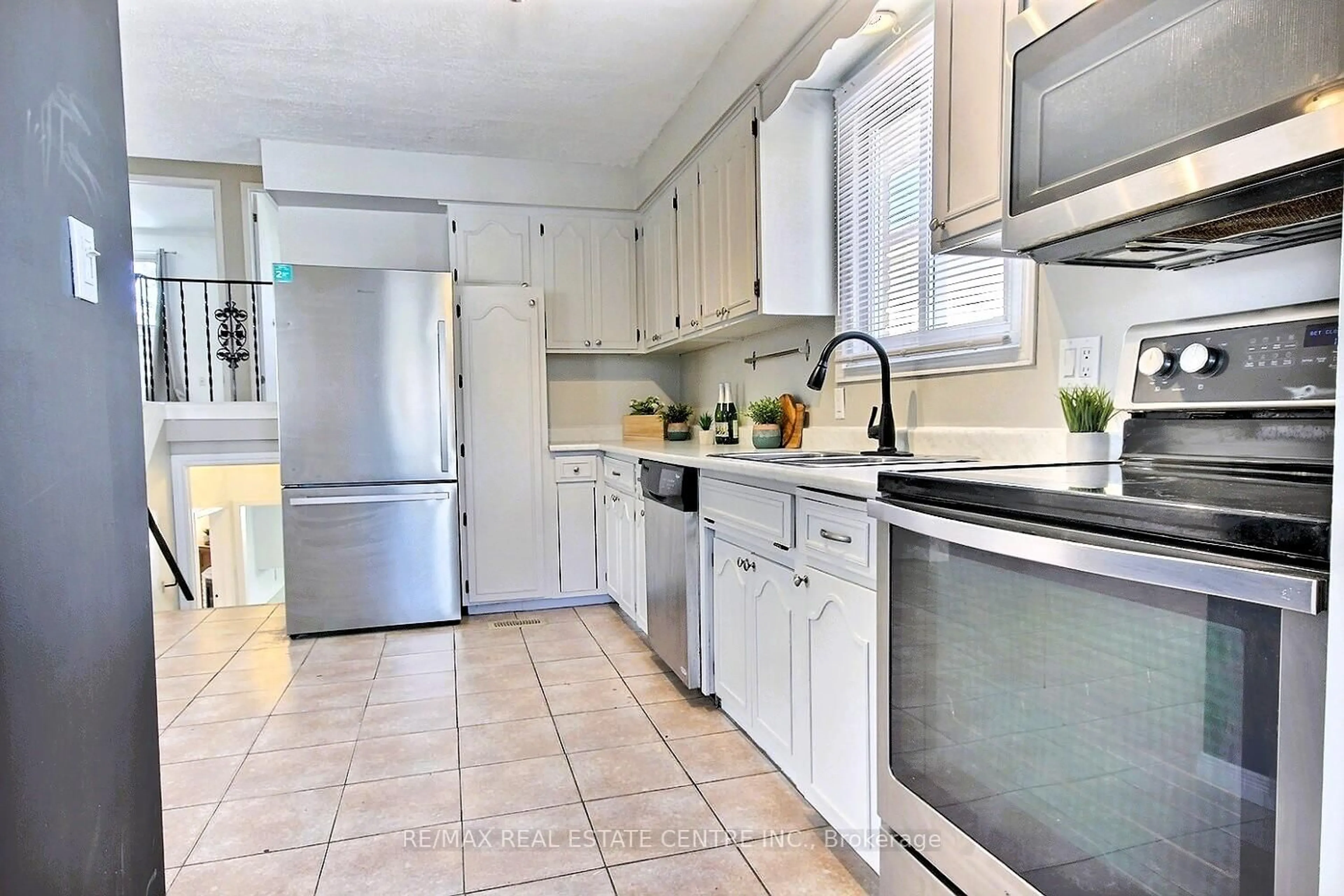 Unknown for 155 Bakersfield Dr, Cambridge Ontario N1R 6X9