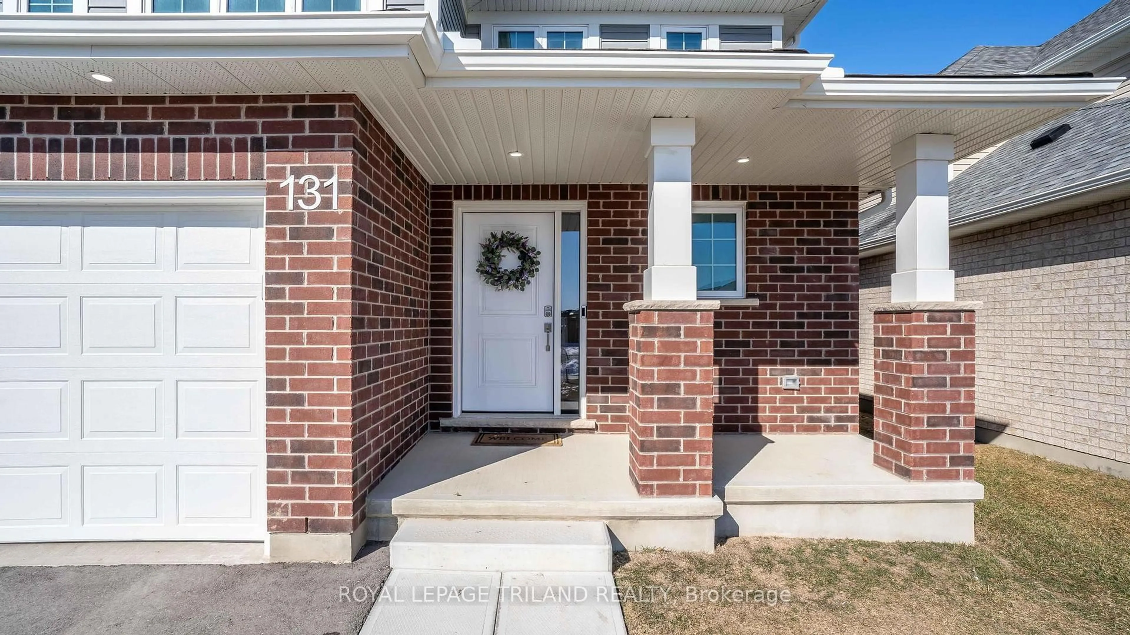 Home with brick exterior material, street for 131 Empire Pkwy, St. Thomas Ontario N5R 0N5