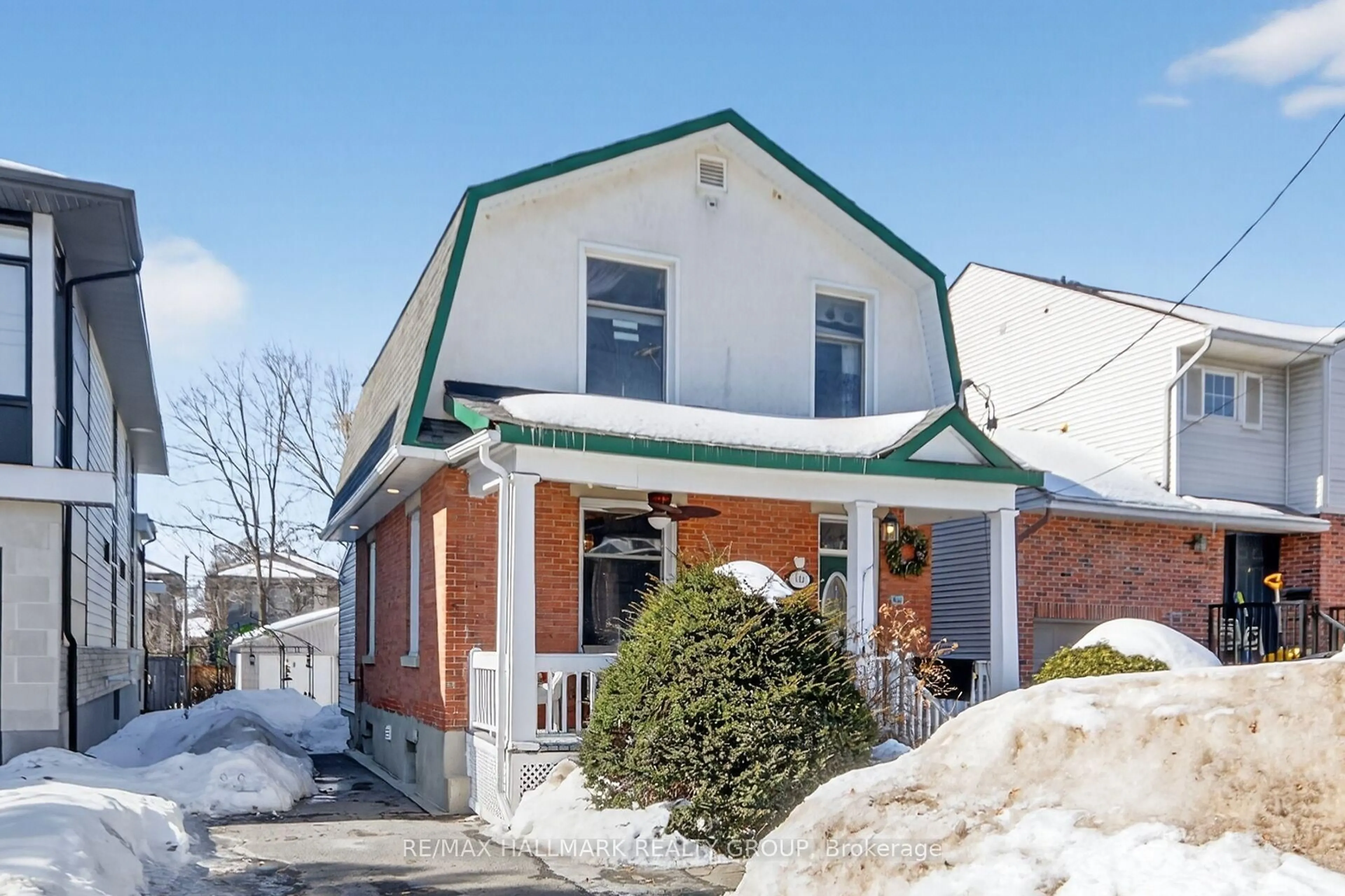 Home with brick exterior material, street for 512 Melbourne Ave, Ottawa Ontario K2A 1W5