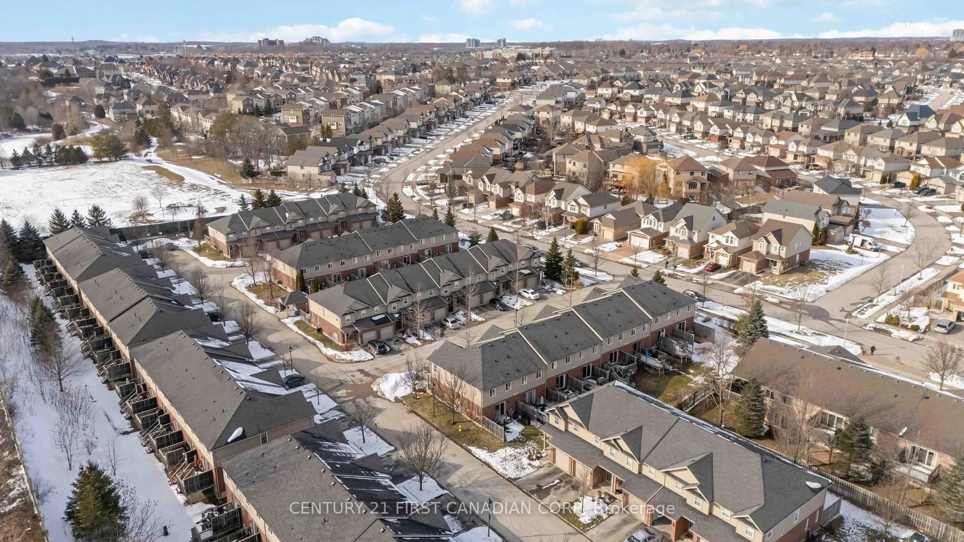 A pic from outside/outdoor area/front of a property/back of a property/a pic from drone, unknown for 1059 WHETHERFIELD St #28, London North Ontario N6H 0B6