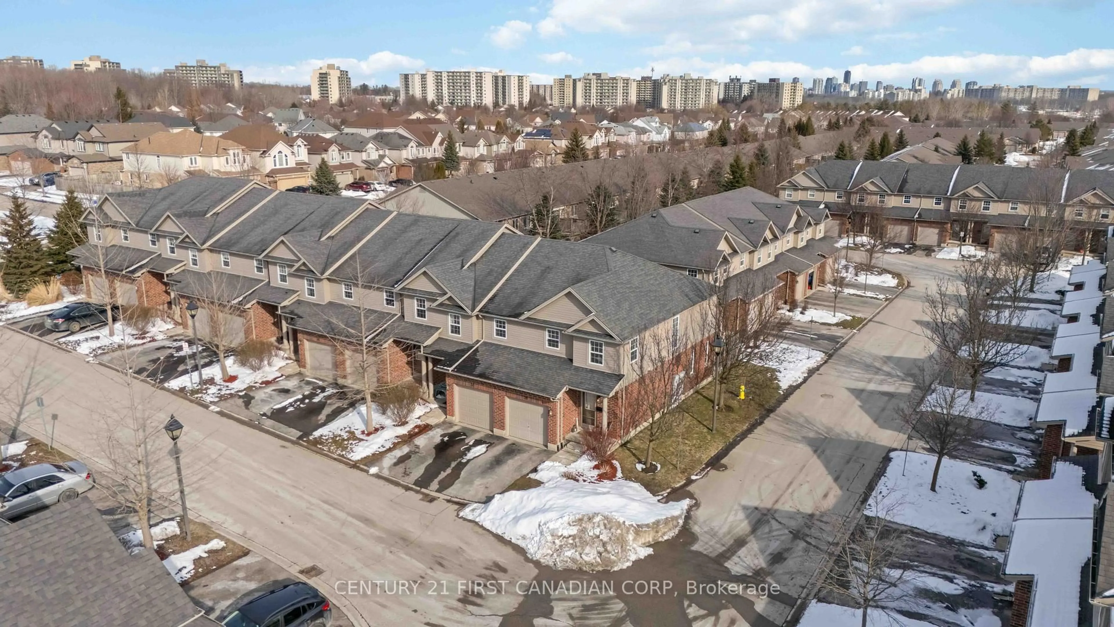 A pic from outside/outdoor area/front of a property/back of a property/a pic from drone, unknown for 1059 WHETHERFIELD St #28, London North Ontario N6H 0B6