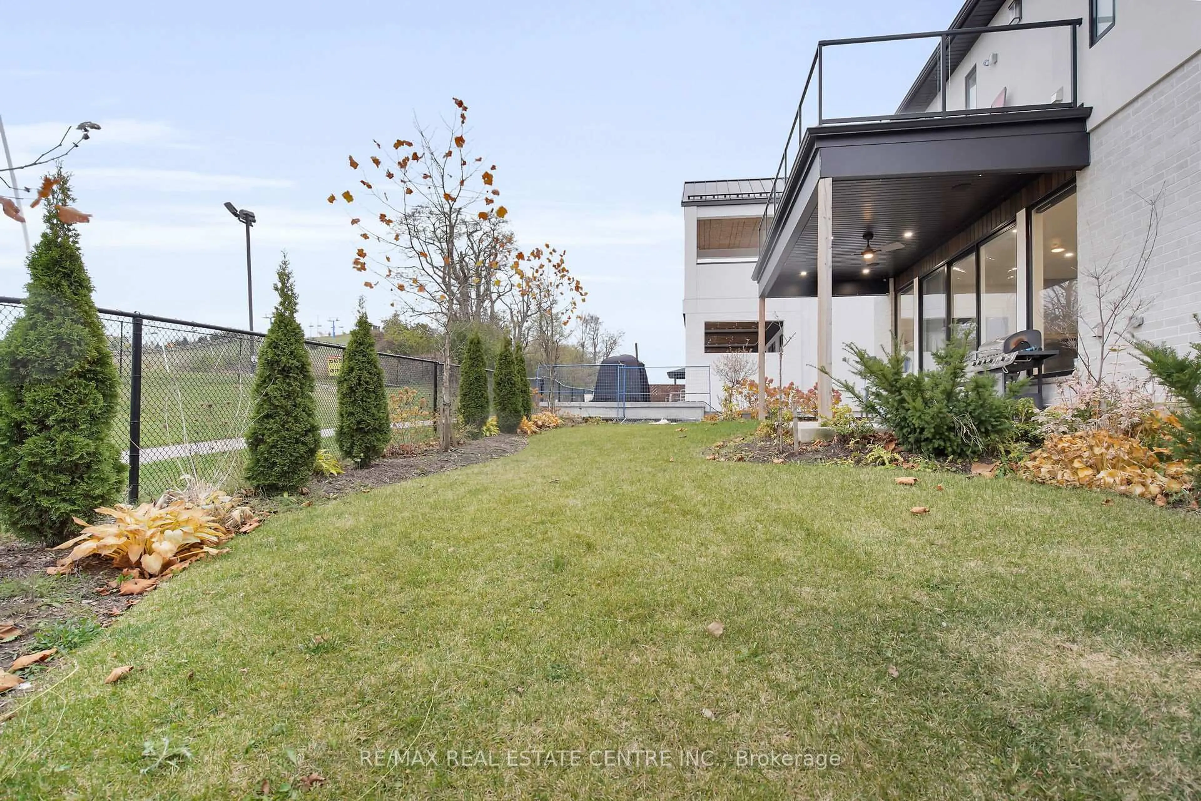 Patio, mountain view for 2088 IRONWOOD Rd, London South Ontario N6K 0H8