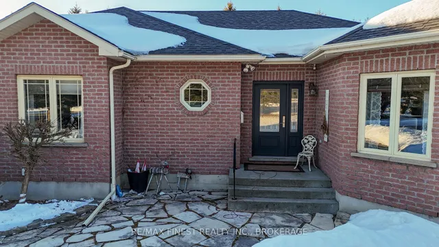 108 Grayrock Cres, Front of Leeds & Seeleys Bay 4