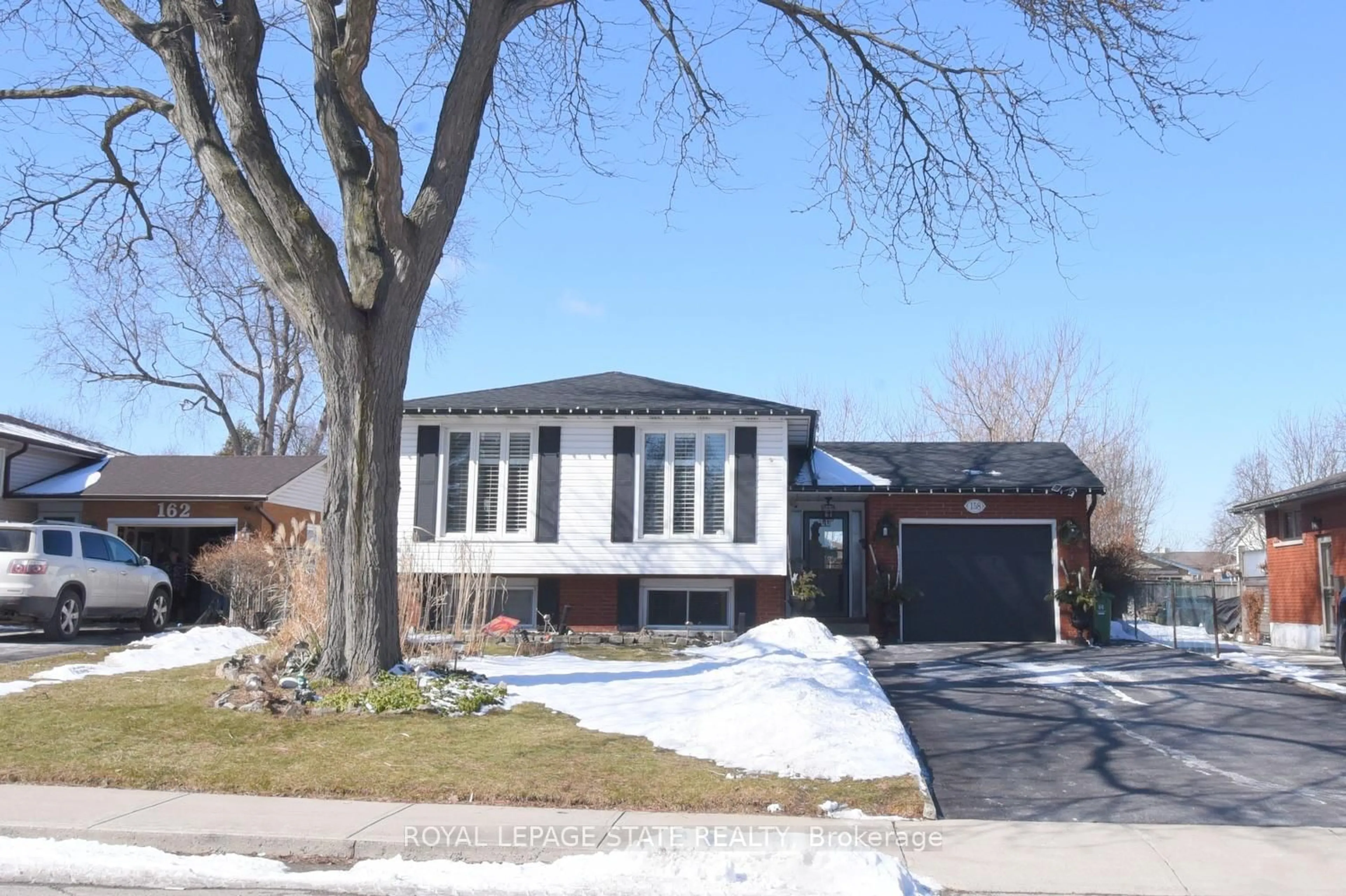 Home with brick exterior material, street for 158 Clifton Downs Rd, Hamilton Ontario L9C 2P6