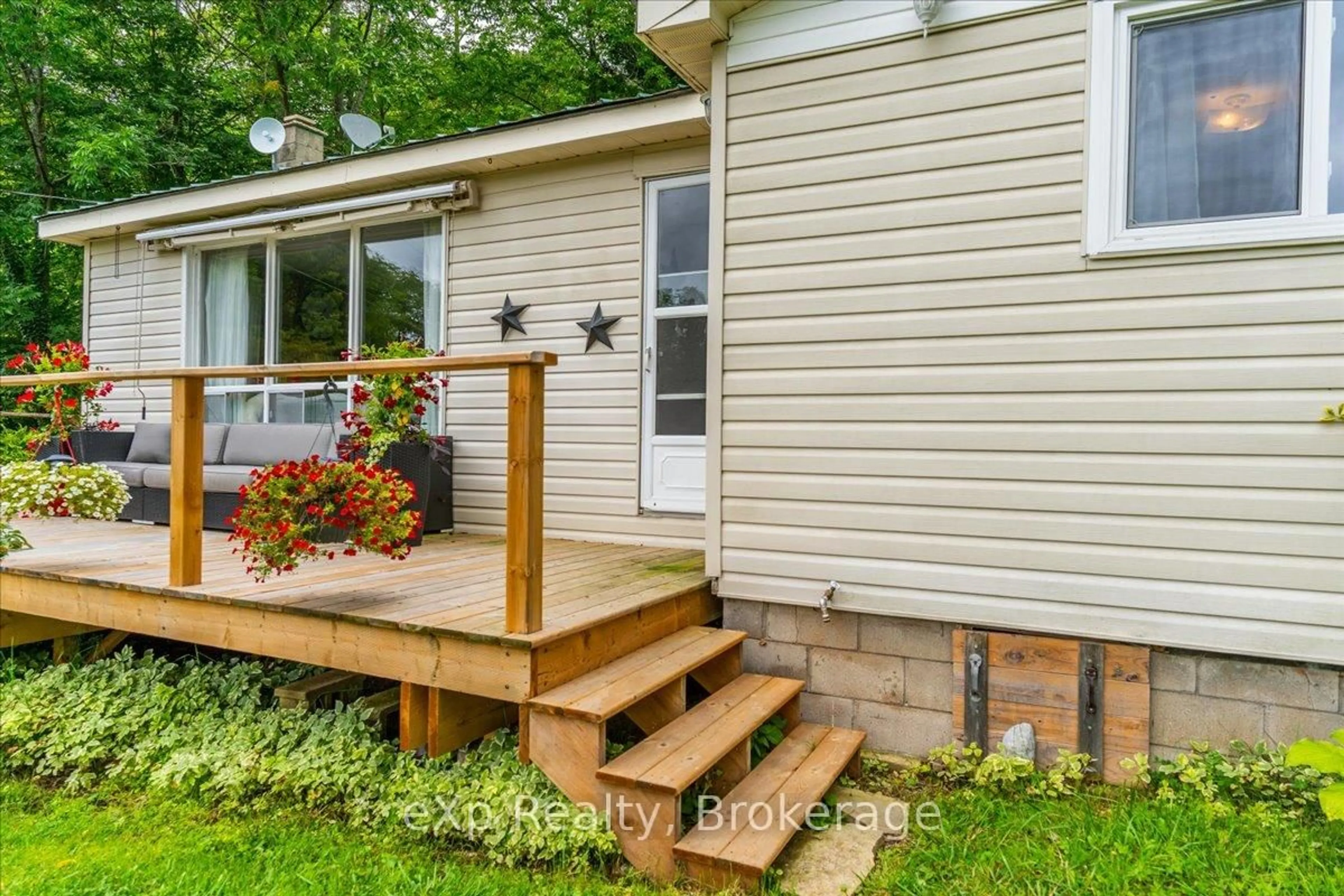 Home with vinyl exterior material, street for 126 Old Mill Rd, Georgian Bluffs Ontario N0H 2T0