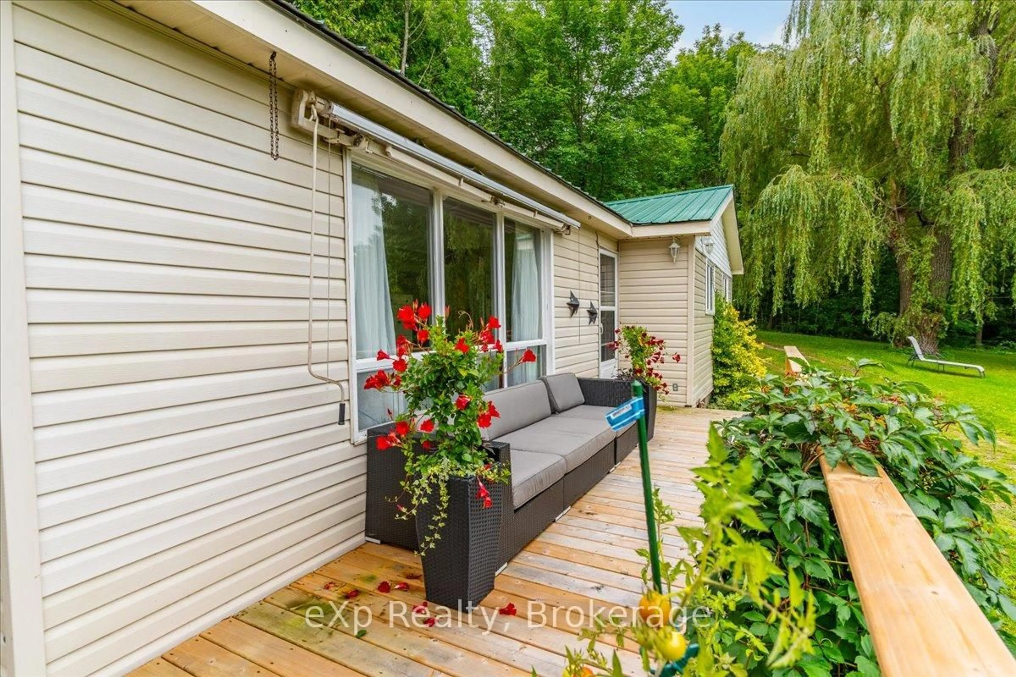 Patio, unknown for 126 Old Mill Rd, Georgian Bluffs Ontario N0H 2T0