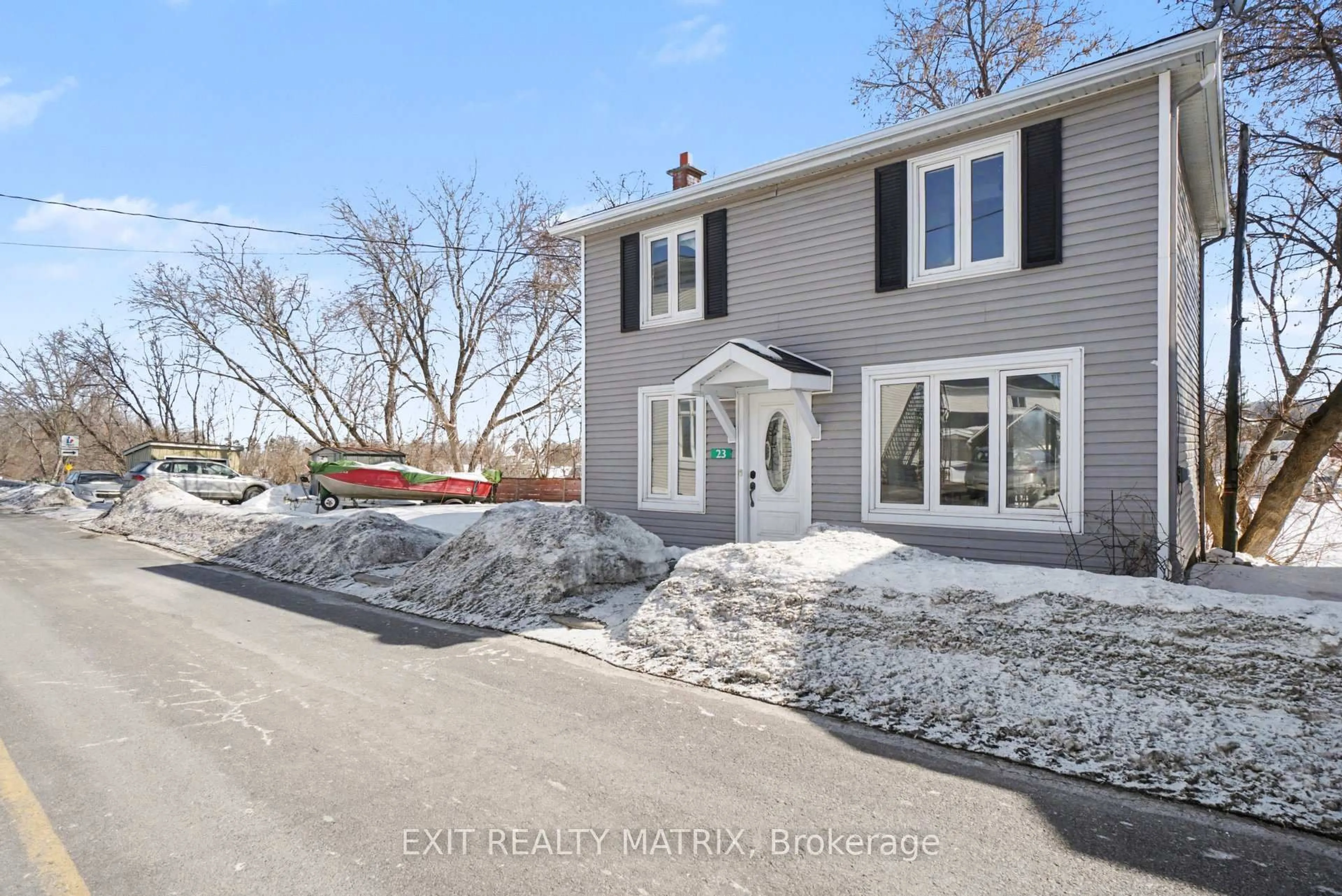 Unknown for 23 Charles St, North Stormont Ontario K0A 1R0