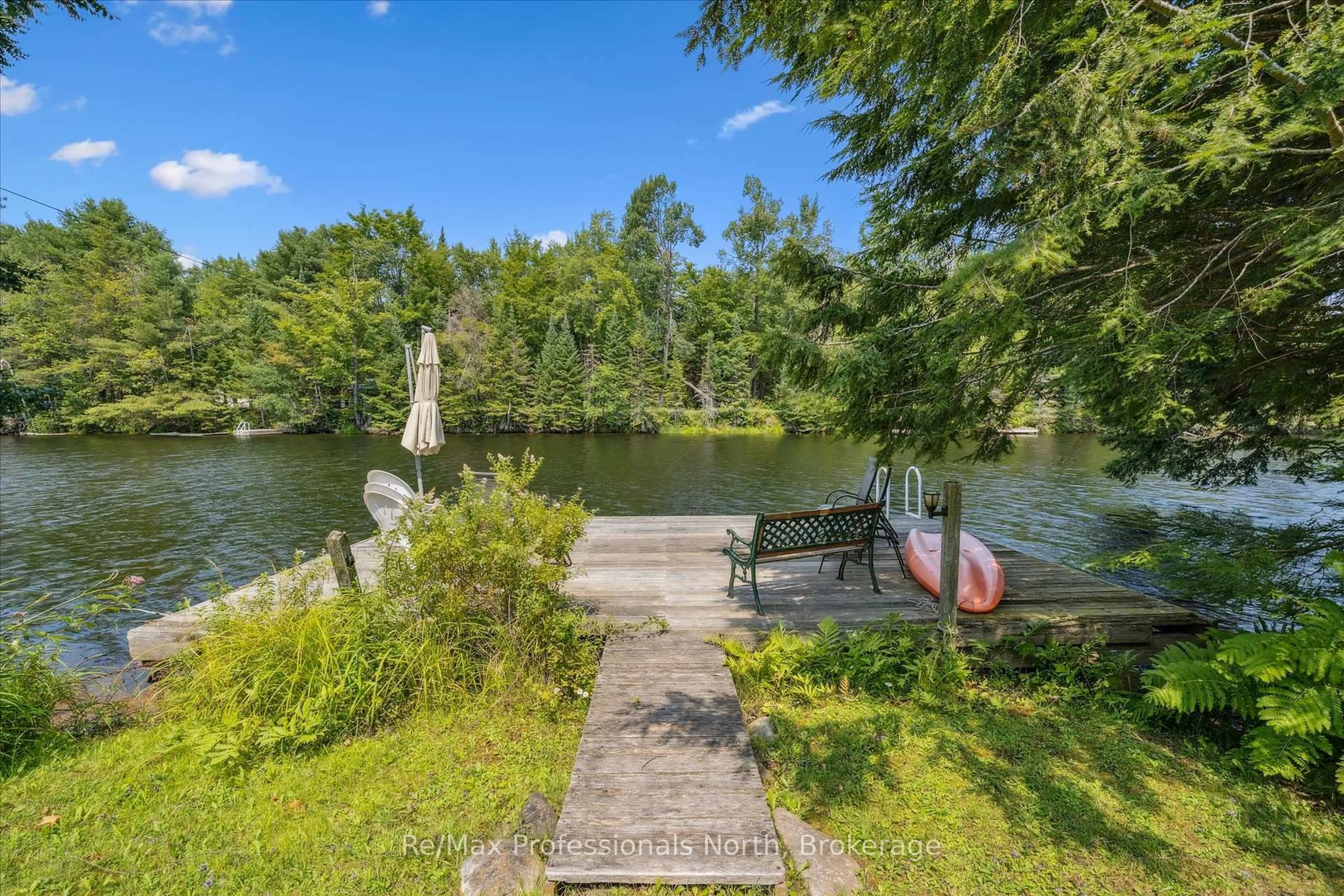 Patio, water/lake/river/ocean view for 1042 River Haven Rd, Bracebridge Ontario P1L 1X1