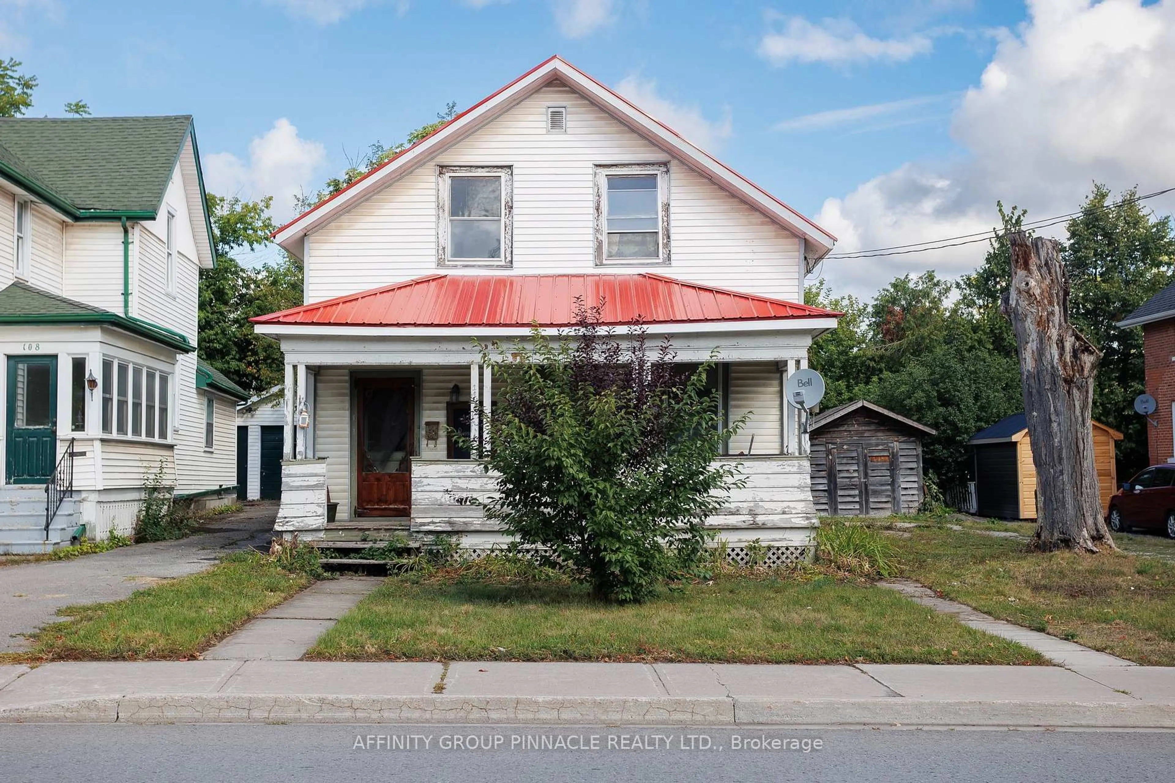 Home with vinyl exterior material, street for 106 Russell St, Kawartha Lakes Ontario K9V 2X4