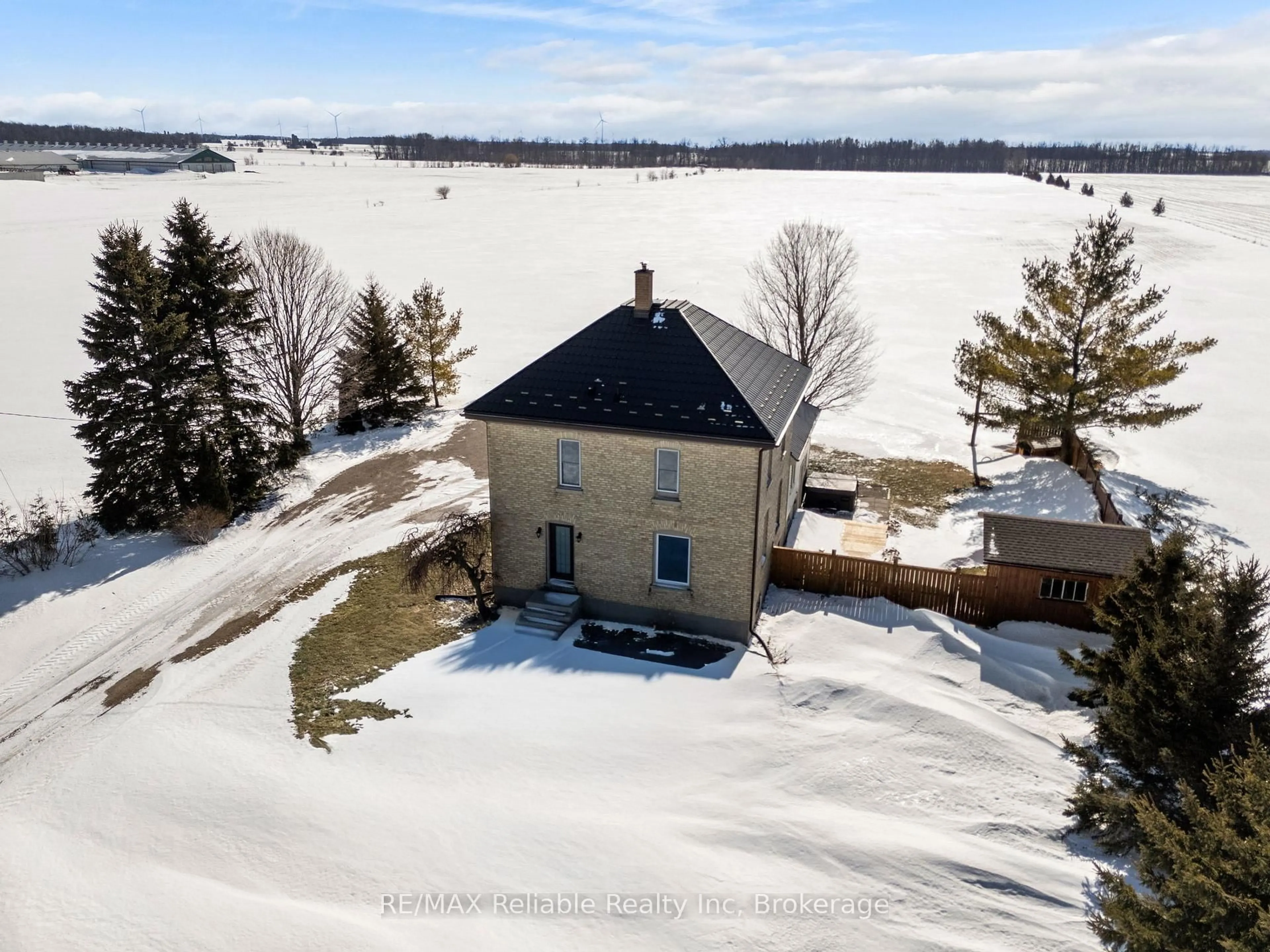 A pic from outside/outdoor area/front of a property/back of a property/a pic from drone, water/lake/river/ocean view for 43497 Winthrop Rd, Huron East Ontario N0K 1E0