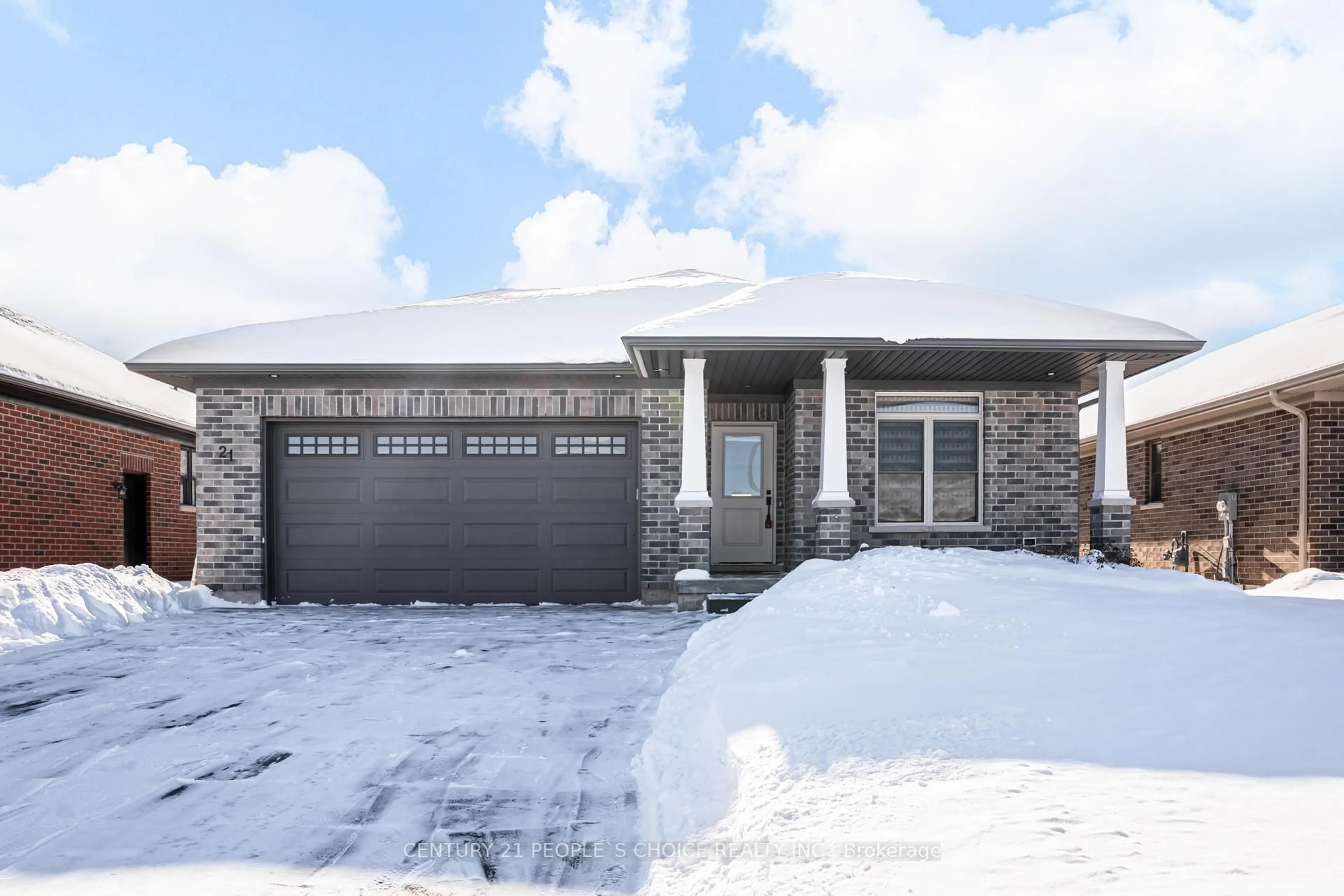 Home with brick exterior material, street for 21 Aberdeen St, Stirling Ontario K0K 3E0