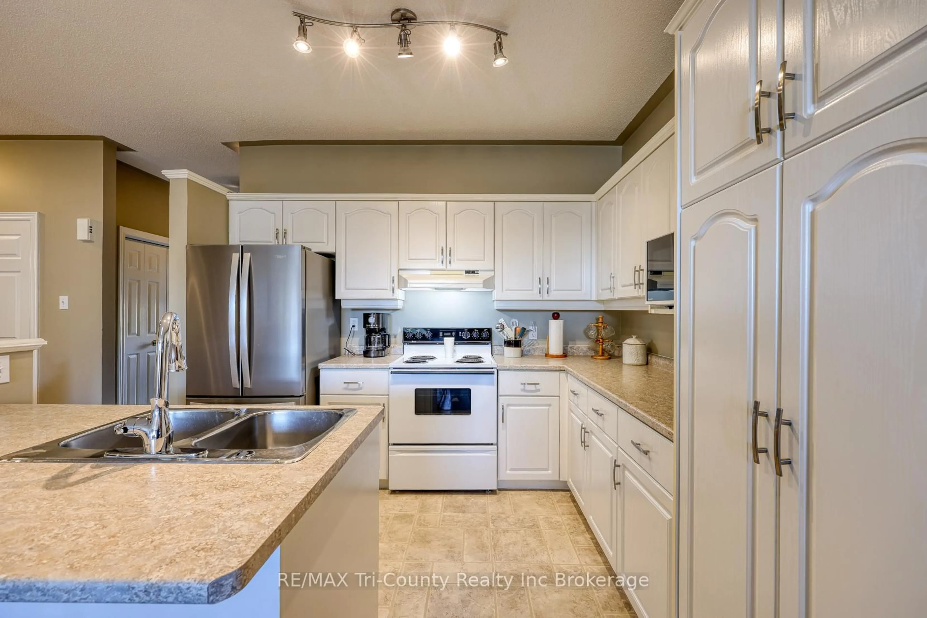 Unknown for 87 King St #Unit 5, Tillsonburg Ontario N4G 5V1