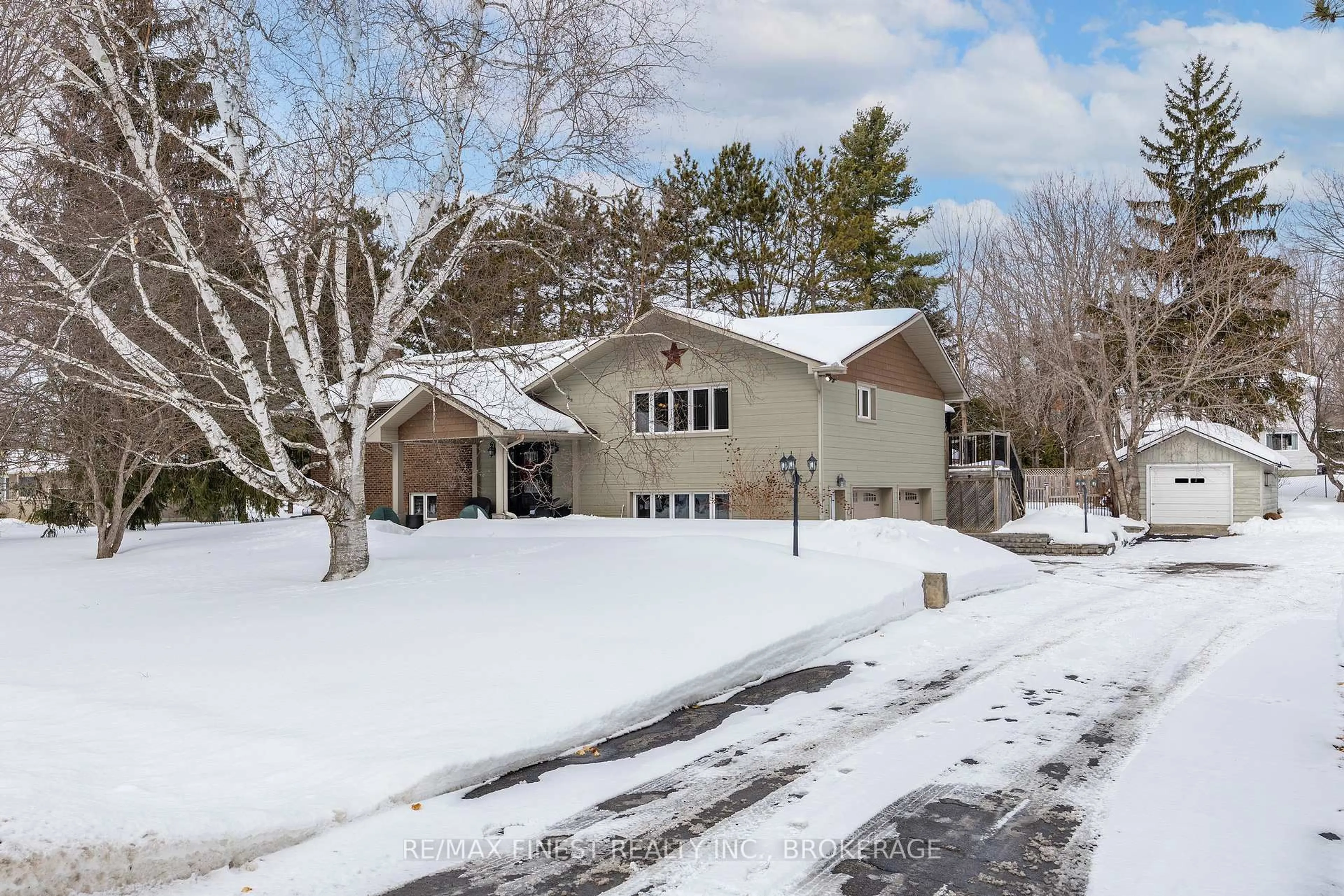 A pic from outside/outdoor area/front of a property/back of a property/a pic from drone, street for 2518 Rideau Ferry Rd, Perth Ontario K7H 3C7