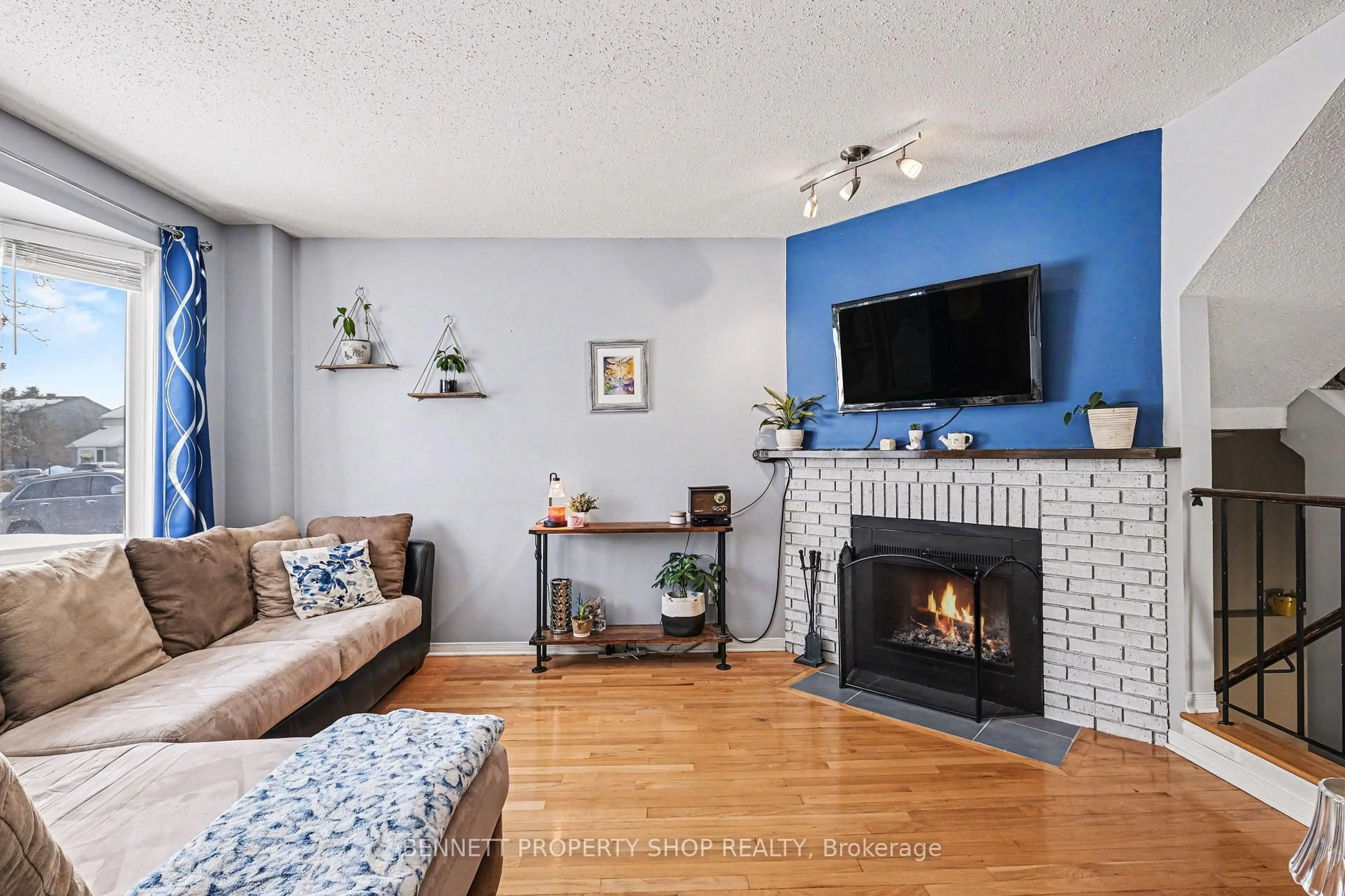 Living room with furniture, unknown for 4 Bartley Cres, Ottawa Ontario K2J 2J7