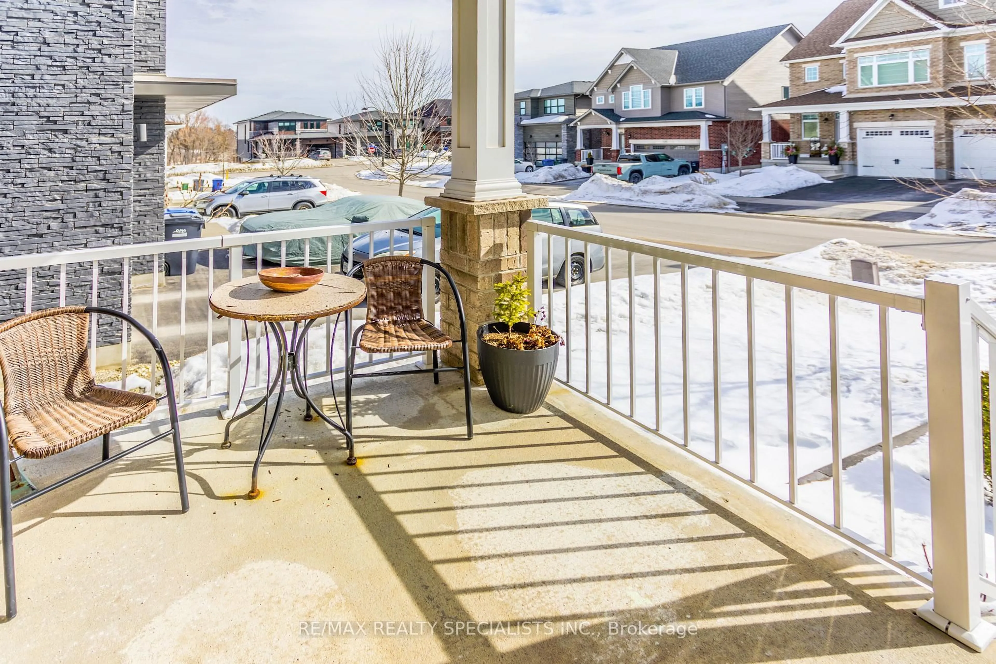 Patio, unknown for 123 LOVETT Lane, Guelph Ontario N1G 0H1