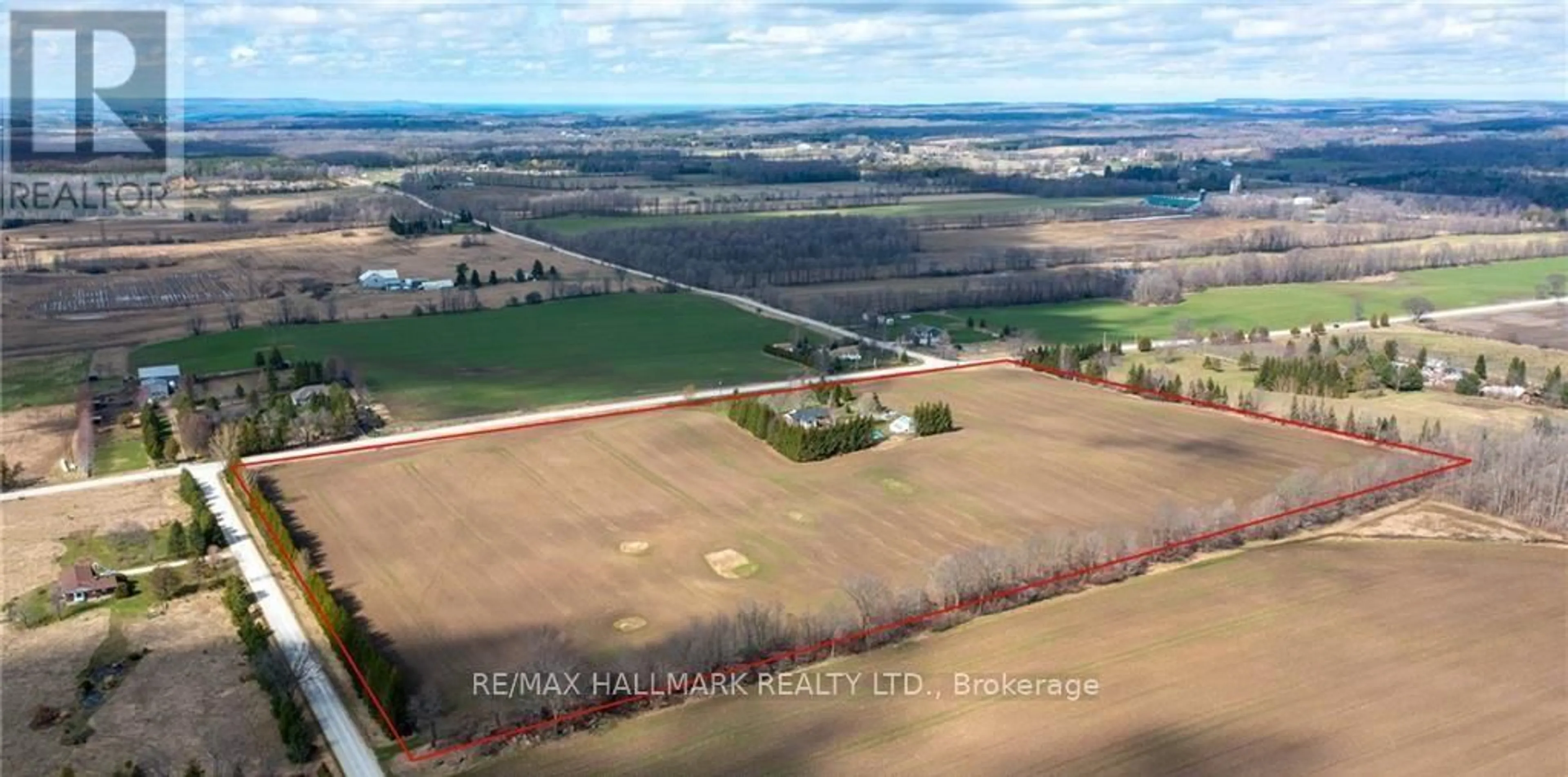 A pic from outside/outdoor area/front of a property/back of a property/a pic from drone, water/lake/river/ocean view for 22648 Grey Rd 16, Chatsworth Ontario N0H 1G0