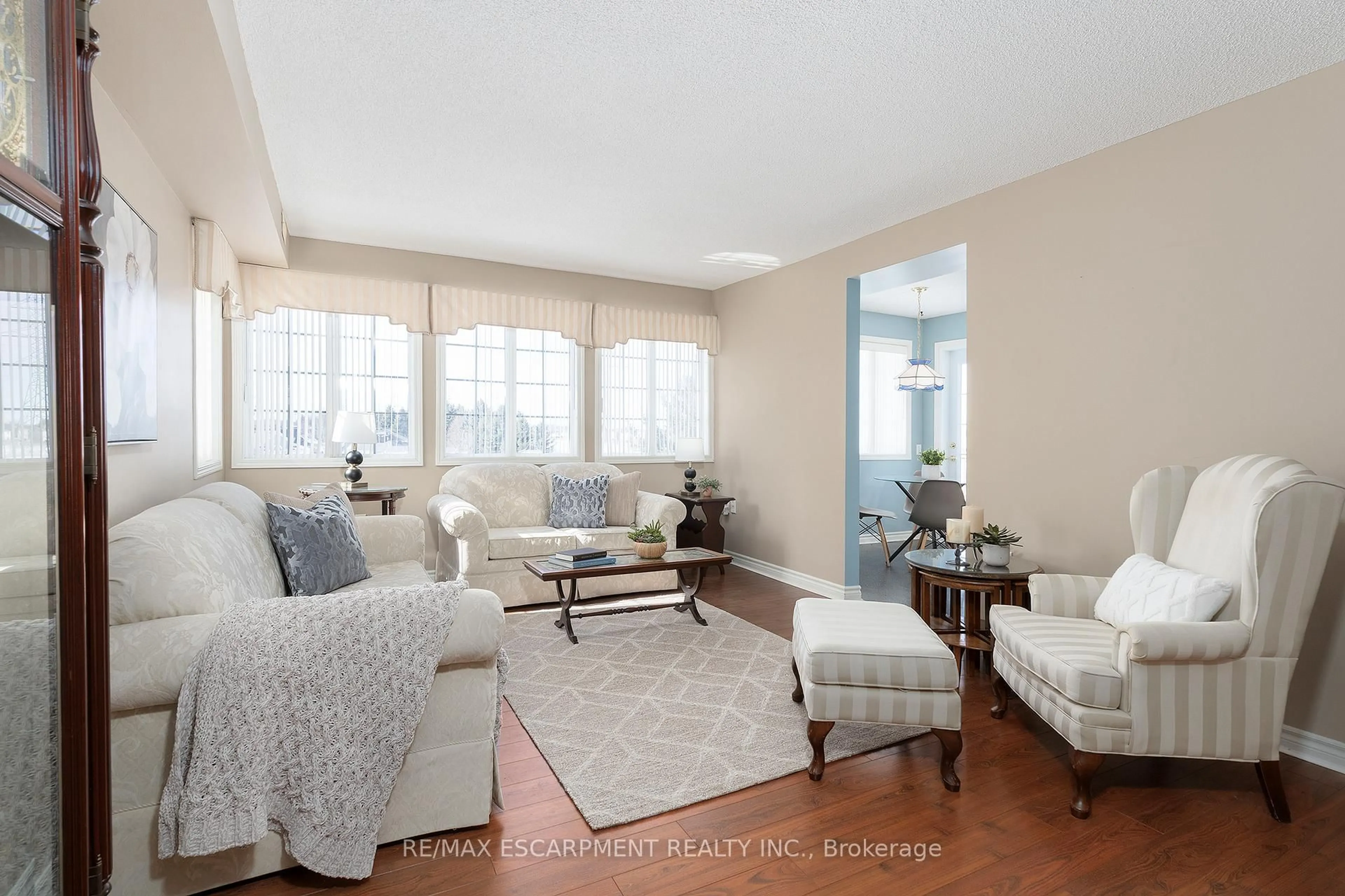 Living room with furniture, unknown for 600 Silverbirch Blvd #308, Hamilton Ontario L0R 1W0