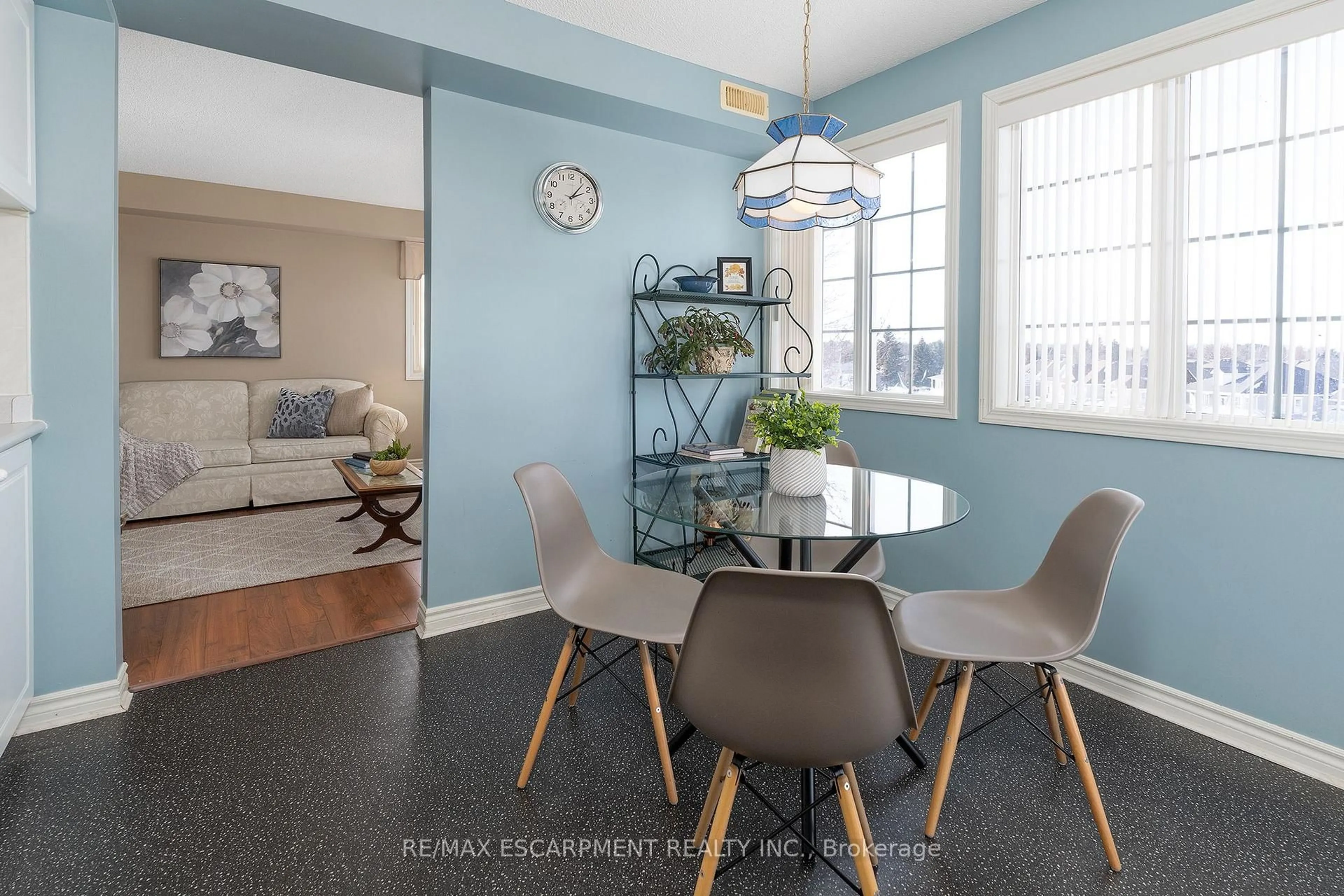 Dining room, unknown for 600 Silverbirch Blvd #308, Hamilton Ontario L0R 1W0