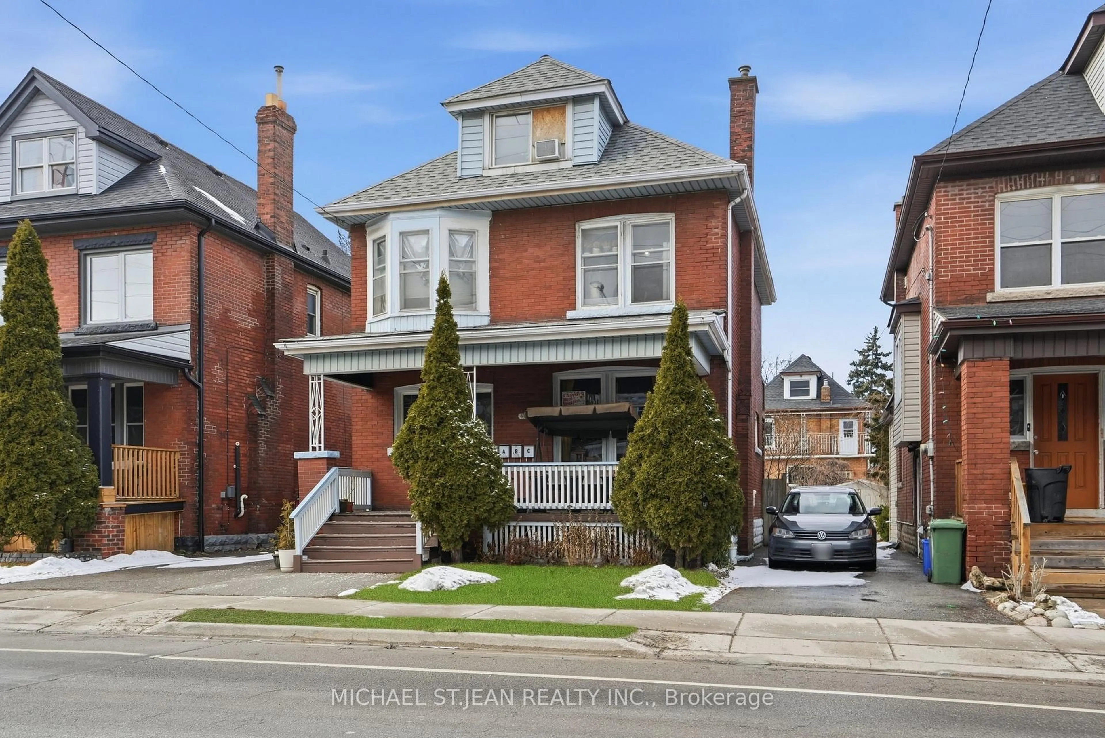 Home with brick exterior material, street for 68 Gage Ave, Hamilton Ontario L8M 3C9