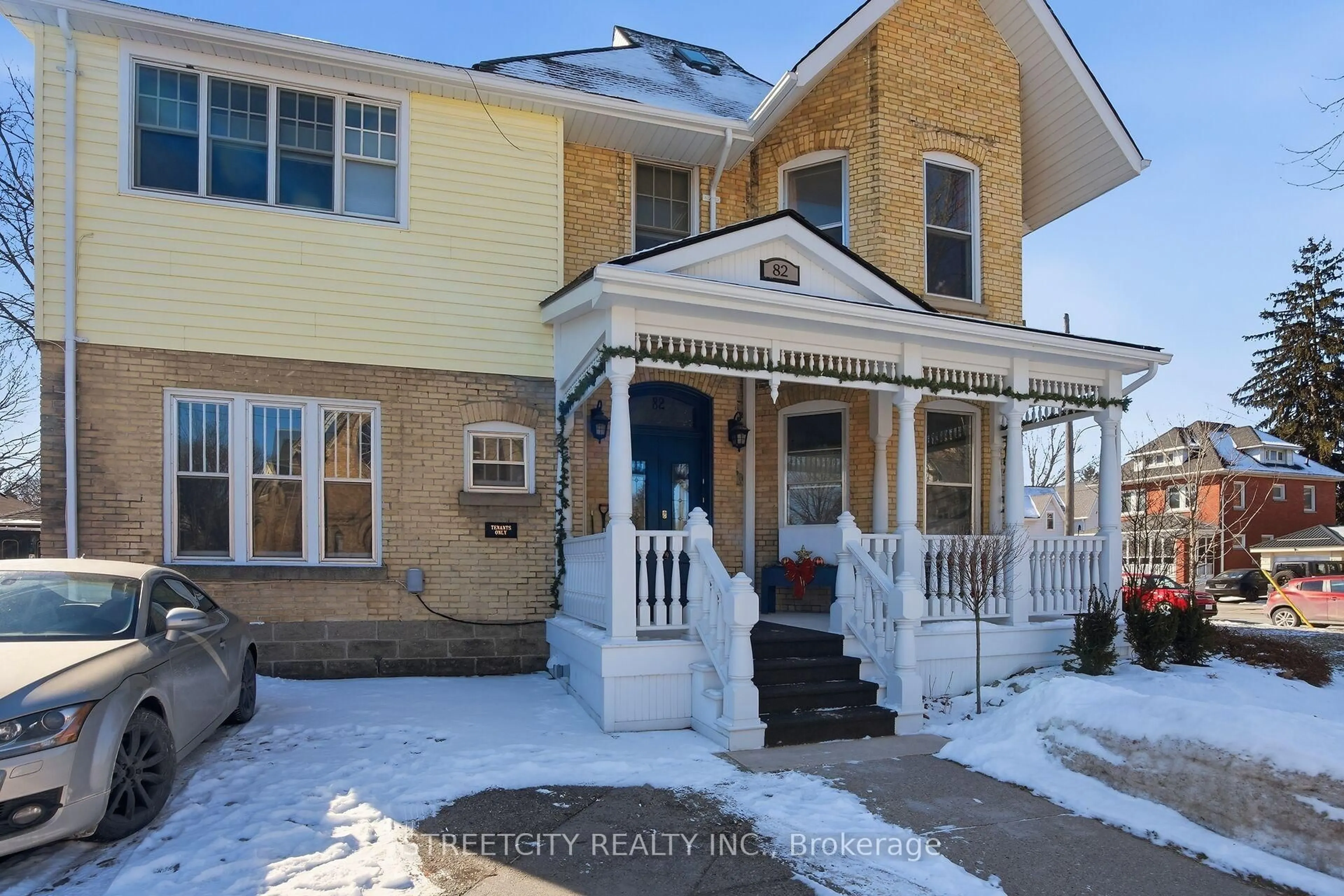 Unknown for 82 WELLINGTON St, St. Thomas Ontario N5R 2R2